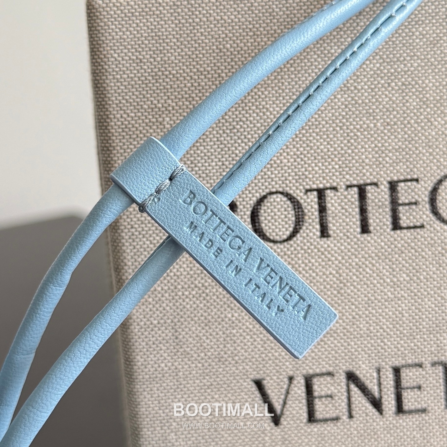 Bottega Veneta Intrecciato Leather Rabbit Charm 보테가 베네타 인트레치아토 레더 래빗 백 참 2