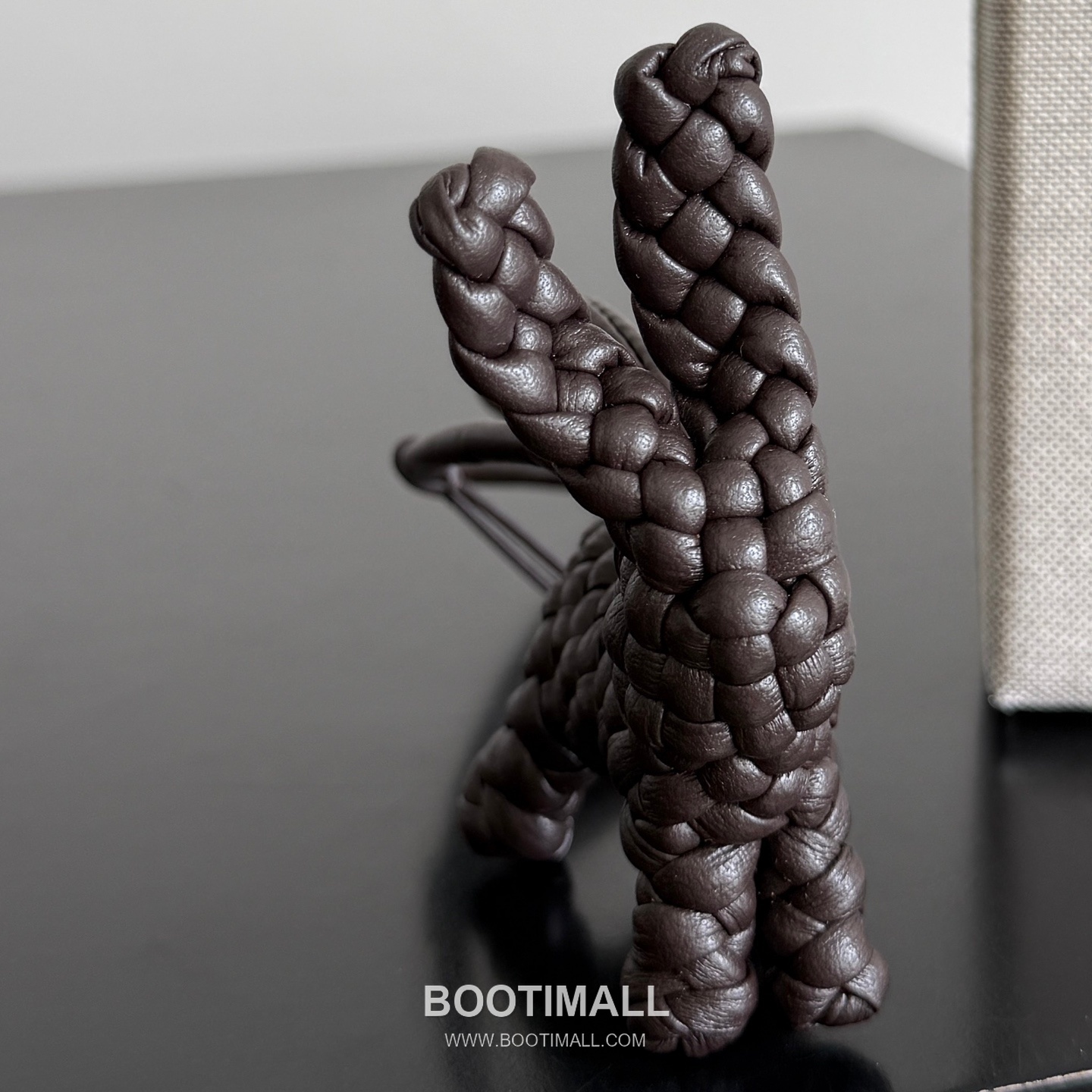 Bottega Veneta Intrecciato Leather Rabbit Charm 보테가 베네타 인트레치아토 레더 래빗 백 참 5