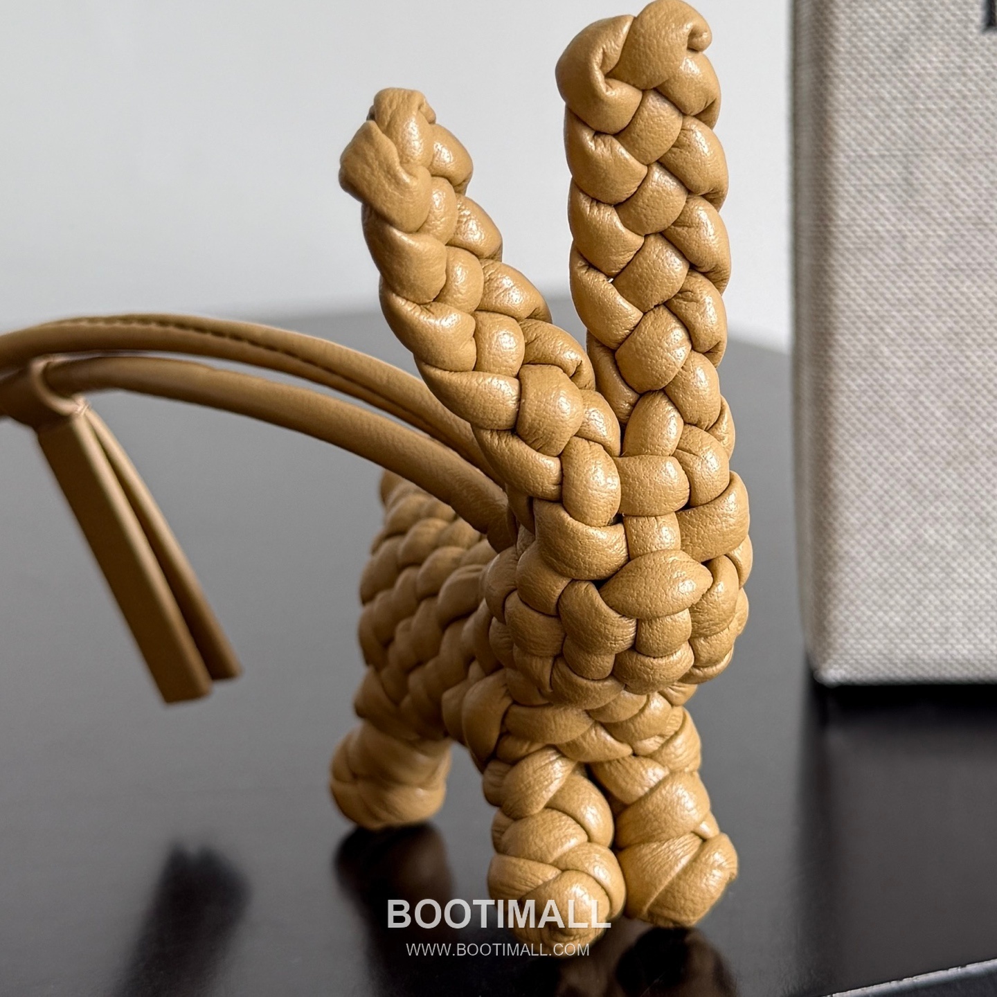 Bottega Veneta Intrecciato Leather Rabbit Charm 보테가 베네타 인트레치아토 레더 래빗 백 참 5