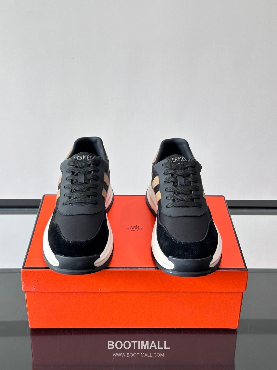 Hermès Bouncing Suede Low Sneakers 에르메스 바운싱 스웨이드 로우 스니커즈 2
