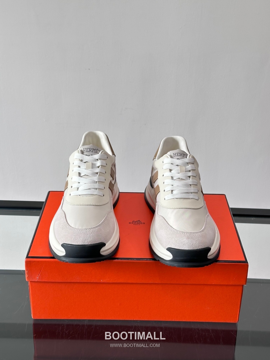 Hermès Bouncing Suede Low Sneakers 에르메스 바운싱 스웨이드 로우 스니커즈 2