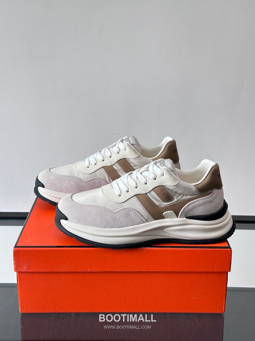 Hermès Bouncing Suede Low Sneakers 에르메스 바운싱 스웨이드 로우 스니커즈 3