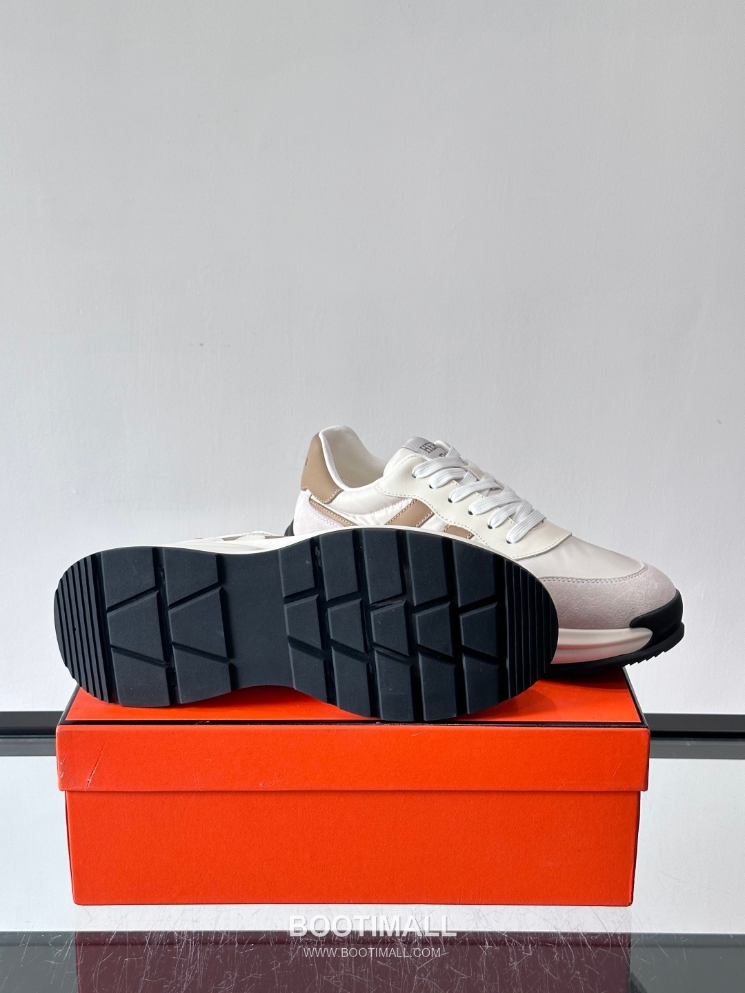 Hermès Bouncing Suede Low Sneakers 에르메스 바운싱 스웨이드 로우 스니커즈 9