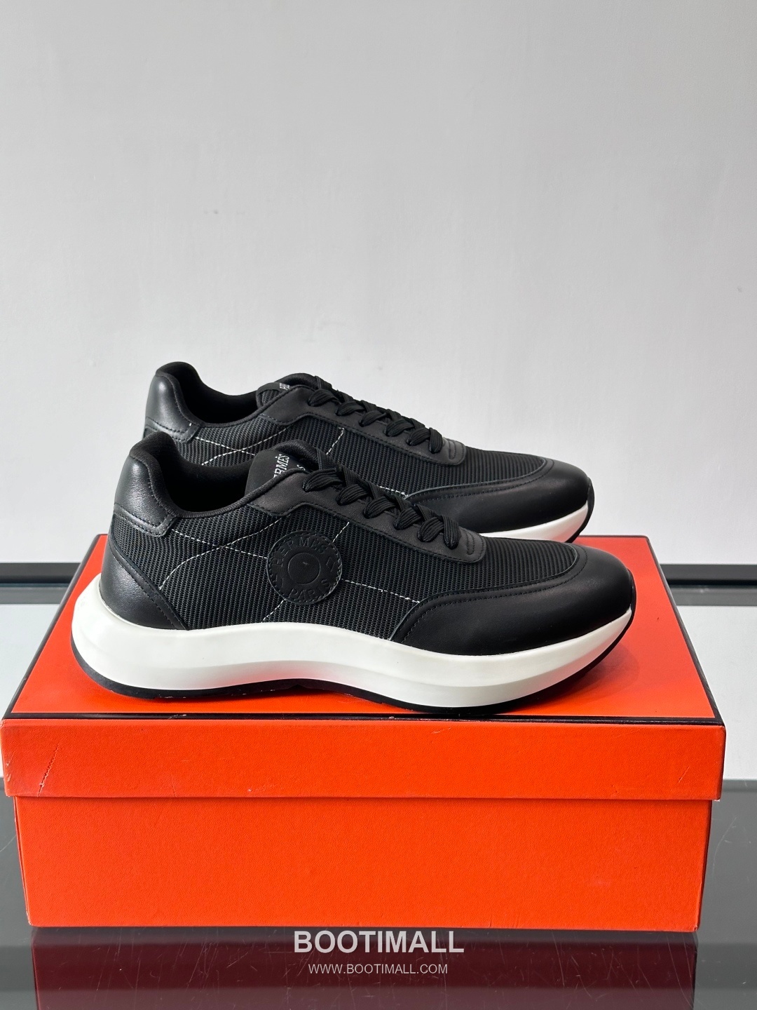Hermès Trail Suede Mesh Low Sneakers 에르메스 트레일 스웨이드 메쉬 로우 스니커즈 1