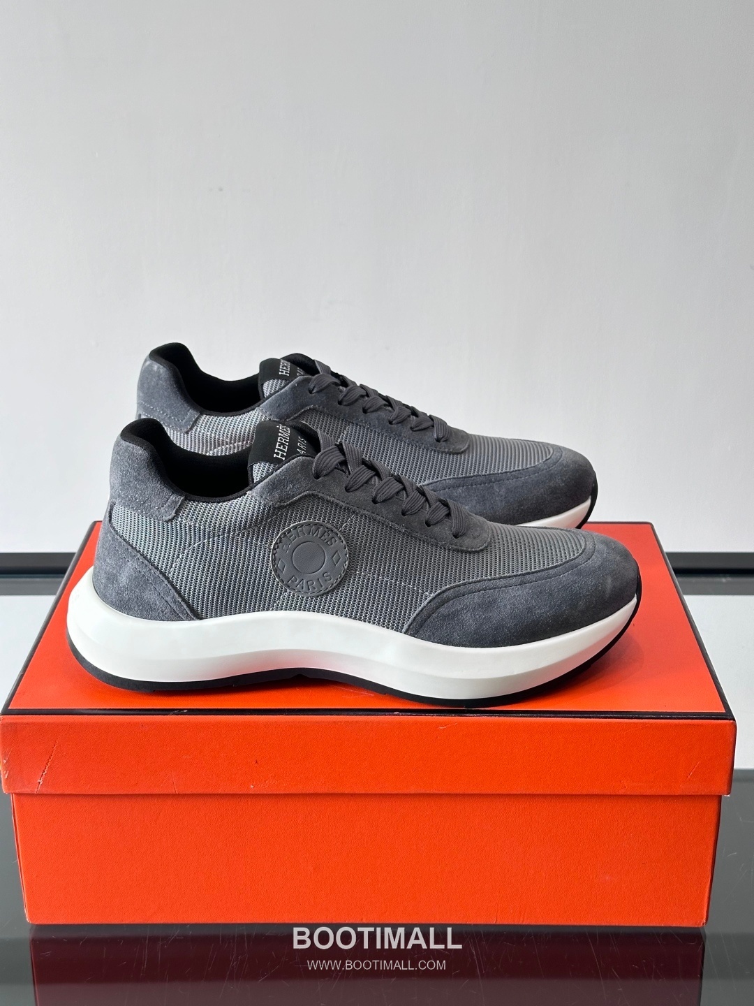 Hermès Trail Suede Mesh Low Sneakers 에르메스 트레일 스웨이드 메쉬 로우 스니커즈 1