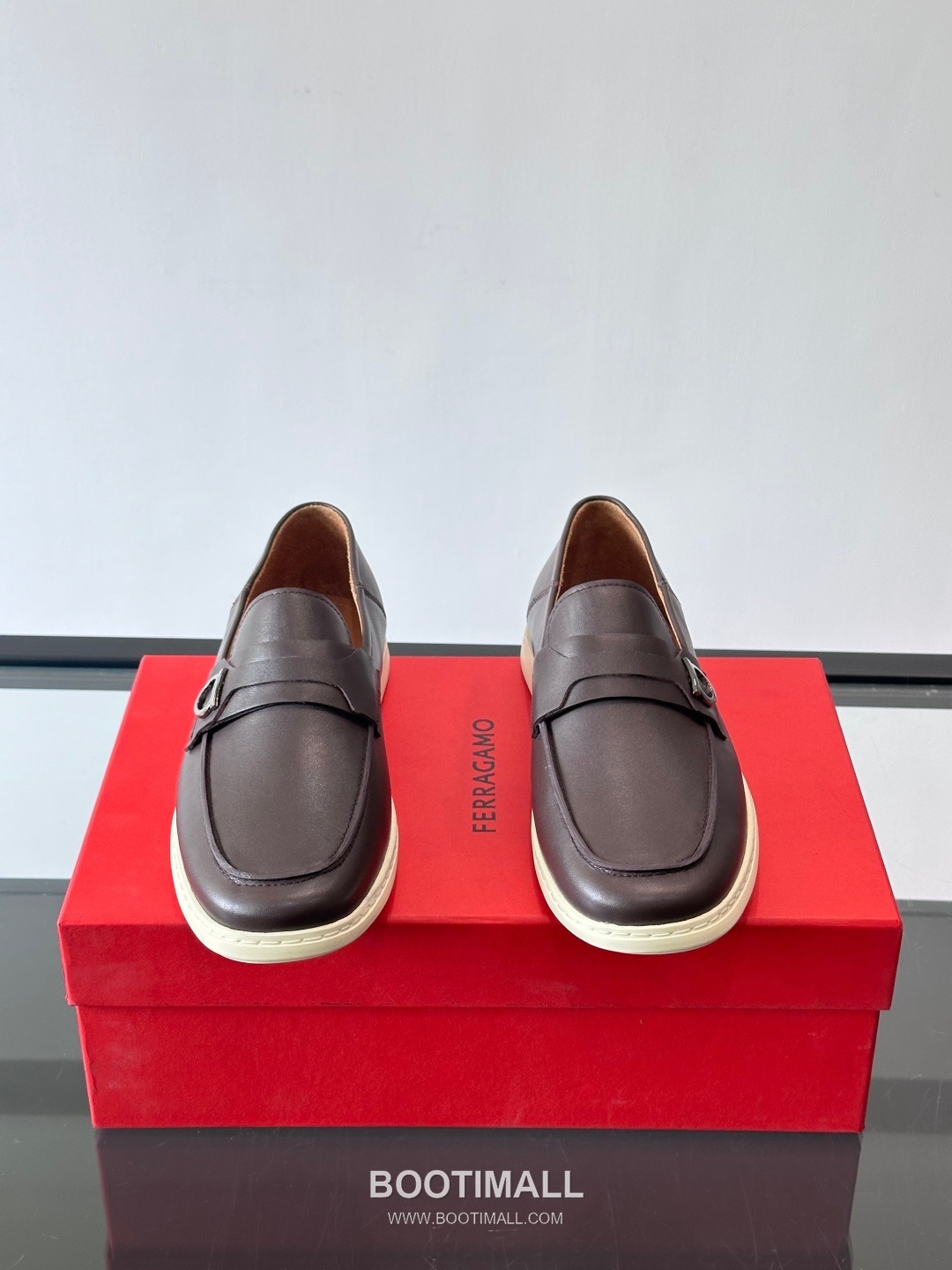Salvatore Ferragamo Gancini Leather Driver Loafers 살바토레 페라가모 간치니 레더 드라이빙 로퍼 2