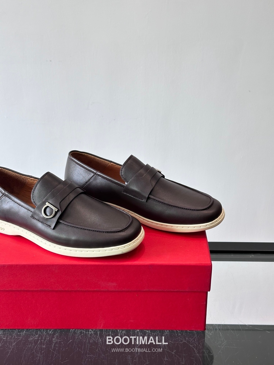 Salvatore Ferragamo Gancini Leather Driver Loafers 살바토레 페라가모 간치니 레더 드라이빙 로퍼 7