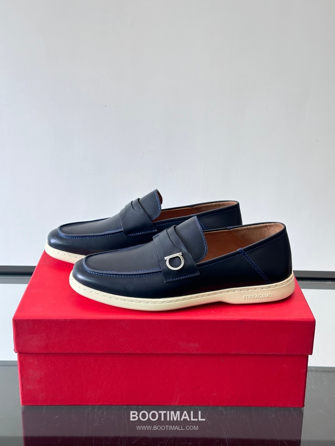 Salvatore Ferragamo Gancini Leather Driver Loafers 살바토레 페라가모 간치니 레더 드라이빙 로퍼 3