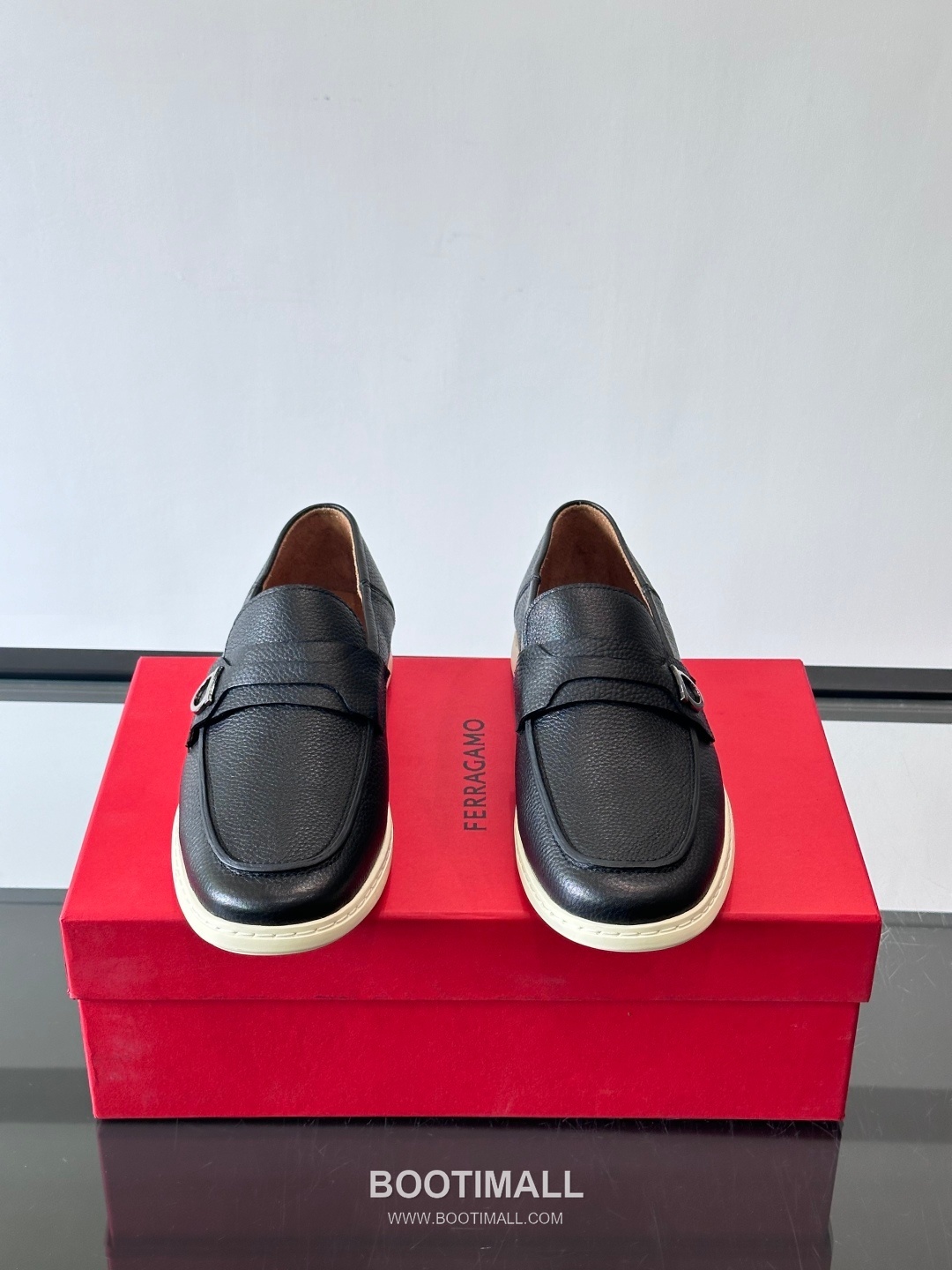 Salvatore Ferragamo Gancini Leather Driver Loafers 살바토레 페라가모 간치니 레더 드라이빙 로퍼 2