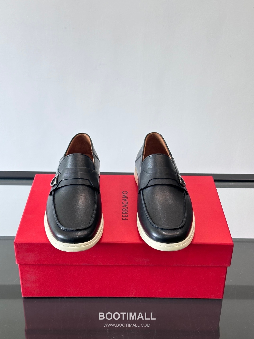 Salvatore Ferragamo Gancini Leather Driver Loafers 살바토레 페라가모 간치니 레더 드라이빙 로퍼 2