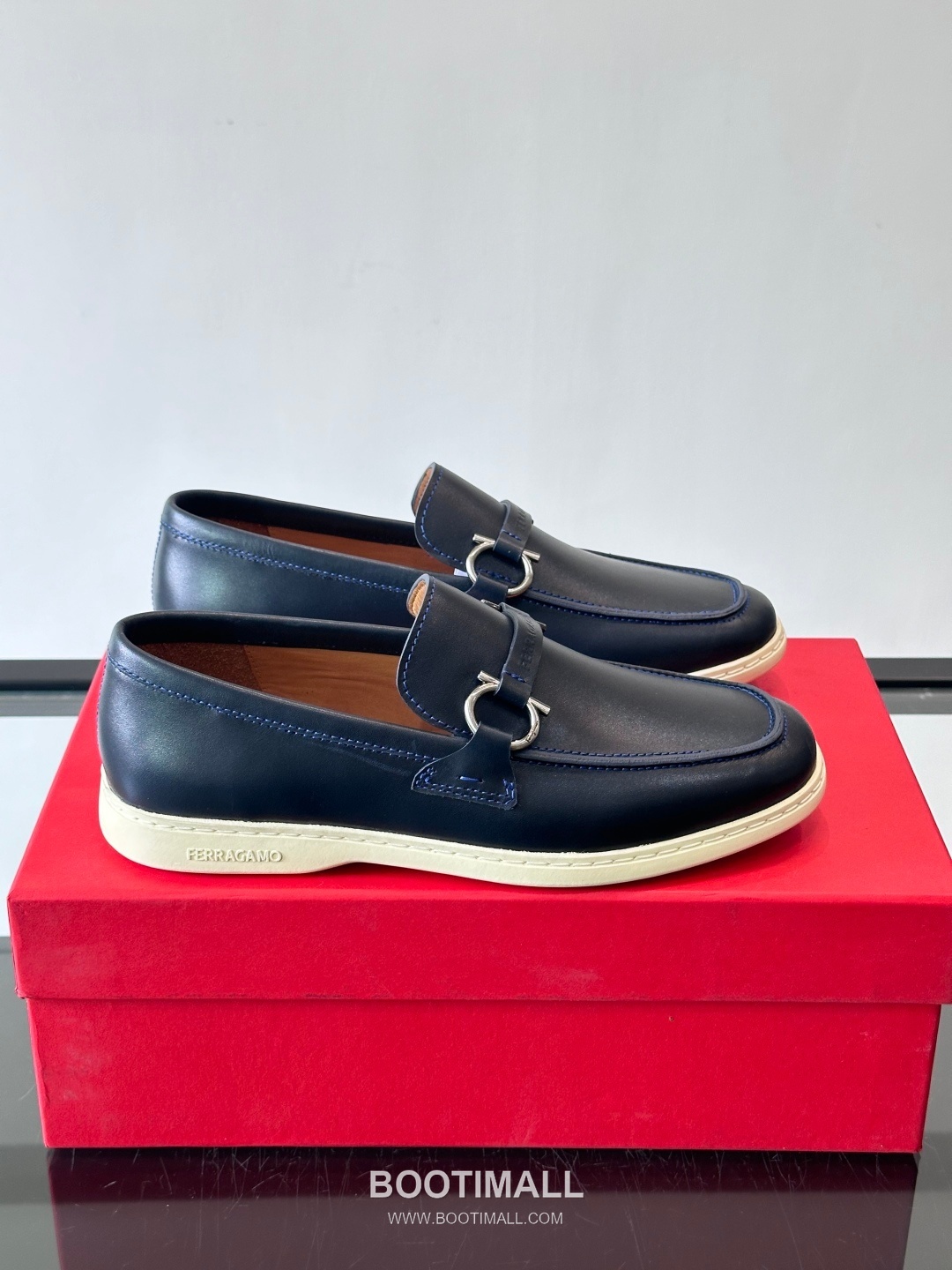 Salvatore Ferragamo Parigi Leather Driver Loafers 살바토레 페라가모 파리지 레더 드라이빙 로퍼 1