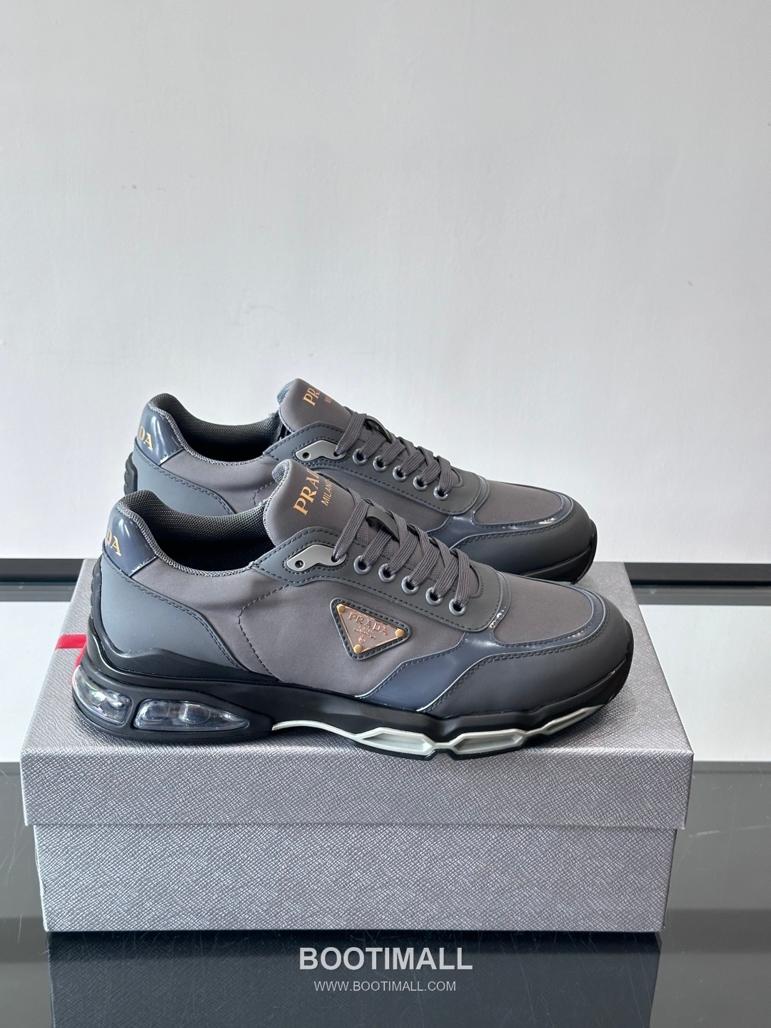 Prada America’s Cup Leather Low Sneakers 프라다 아메리카컵 레더 로우 스니커즈 1