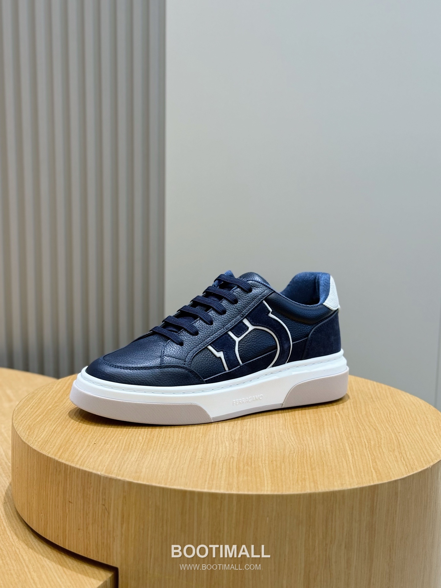 Salvatore Ferragamo Gancini Mesh Leather Low Sneakers 살바토레 페라가모 간치니 메쉬 레더 로우 스니커즈 2