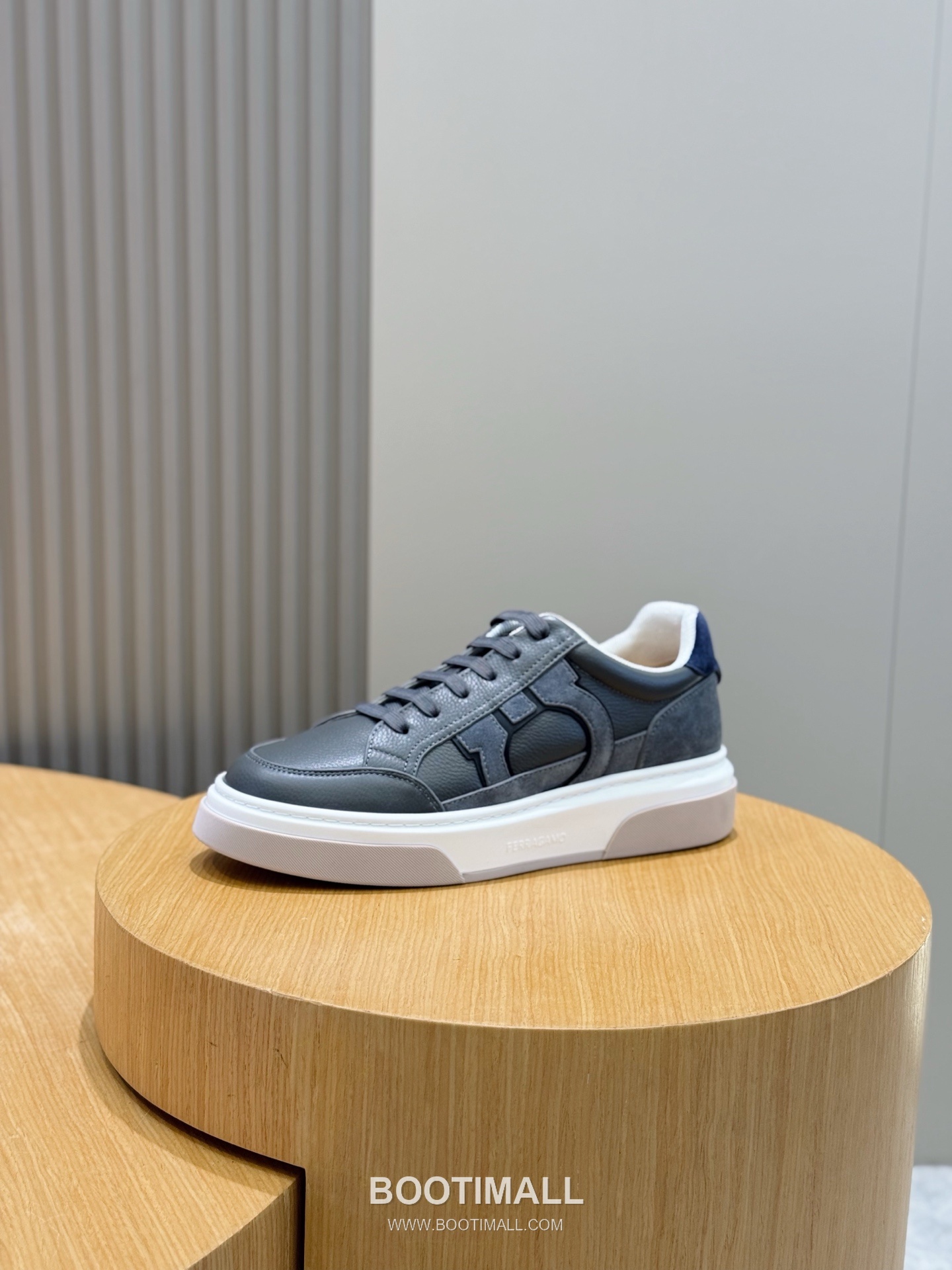 Salvatore Ferragamo Gancini Mesh Leather Low Sneakers 살바토레 페라가모 간치니 메쉬 레더 로우 스니커즈 2