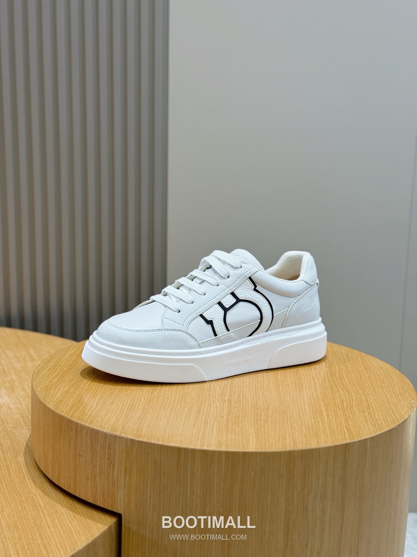 Salvatore Ferragamo Gancini Mesh Leather Low Sneakers 살바토레 페라가모 간치니 메쉬 레더 로우 스니커즈 2