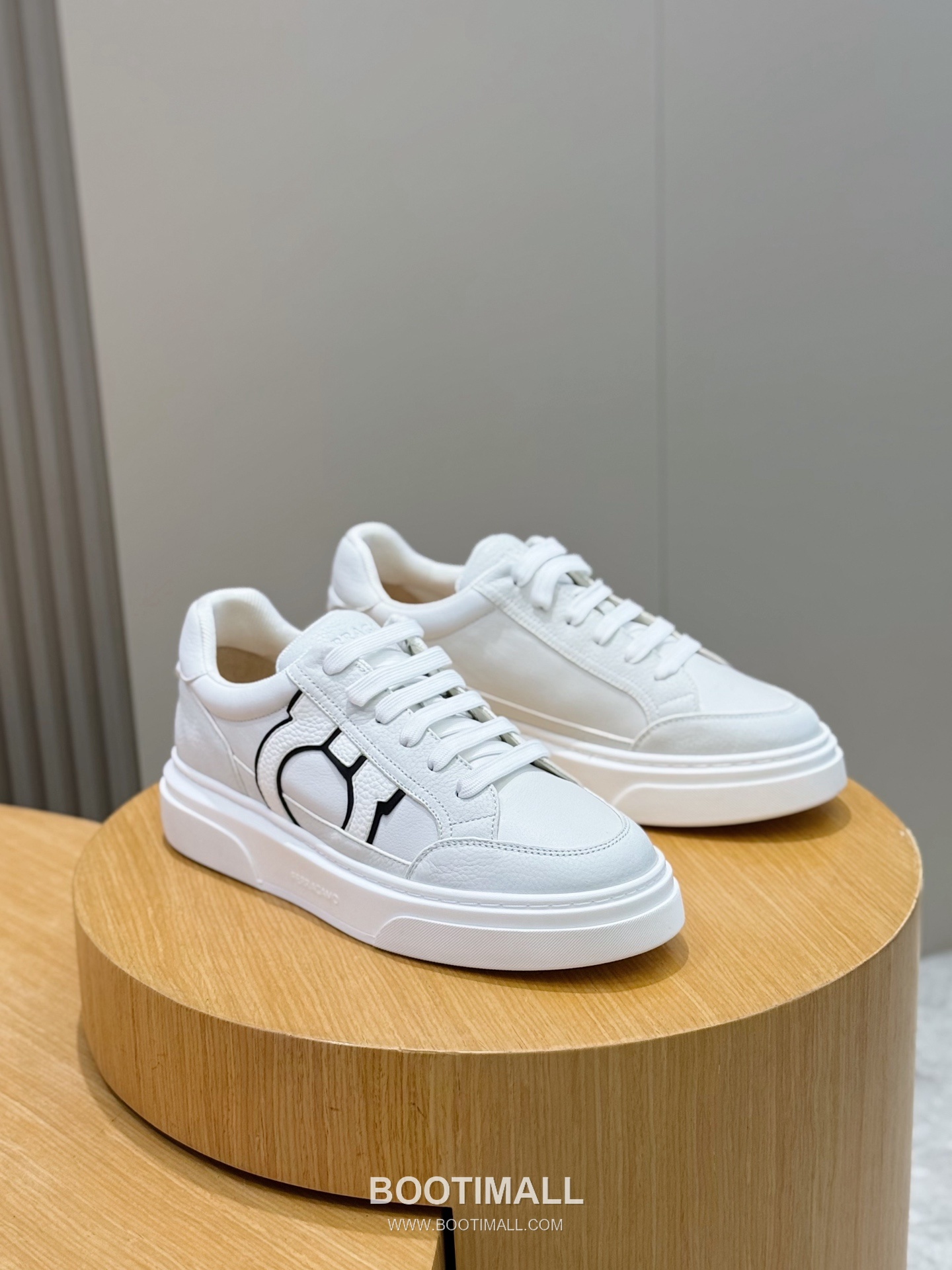 Salvatore Ferragamo Gancini Mesh Leather Low Sneakers 살바토레 페라가모 간치니 메쉬 레더 로우 스니커즈 3