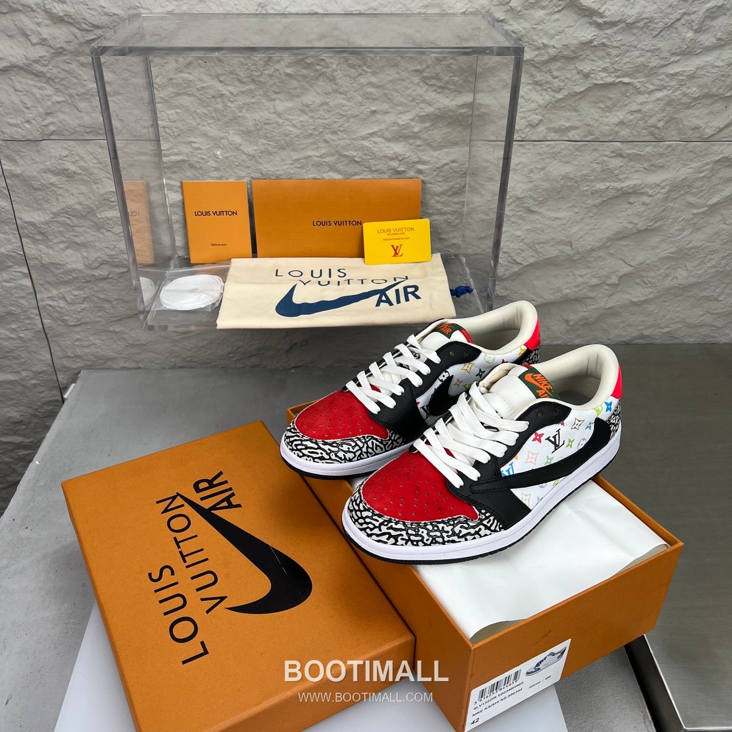 Nike SB Dunk Low x Louis Vuitton Sneakers 나이키 SB 덩크 로우 루이비통 스니커즈 2