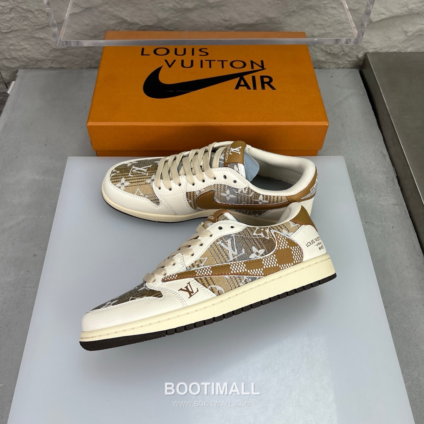 Nike SB Dunk Low x Louis Vuitton Sneakers 나이키 SB 덩크 로우 루이비통 스니커즈 4