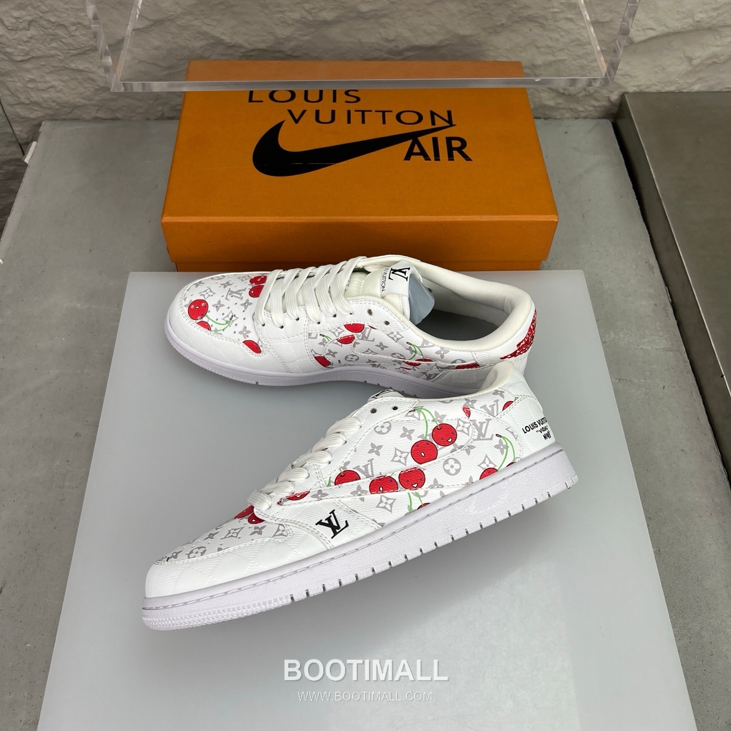 Nike SB Dunk Low x Louis Vuitton Sneakers 나이키 SB 덩크 로우 루이비통 스니커즈 4