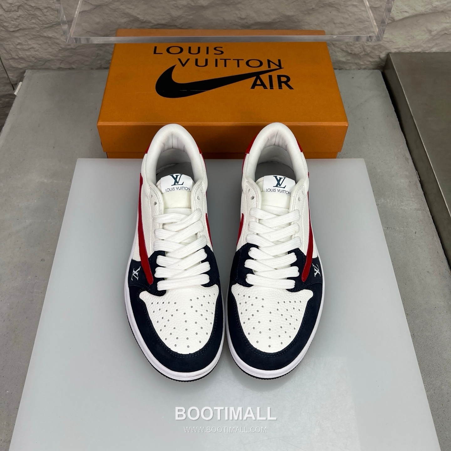 Nike SB Dunk Low x Louis Vuitton Sneakers 나이키 SB 덩크 로우 루이비통 스니커즈 3