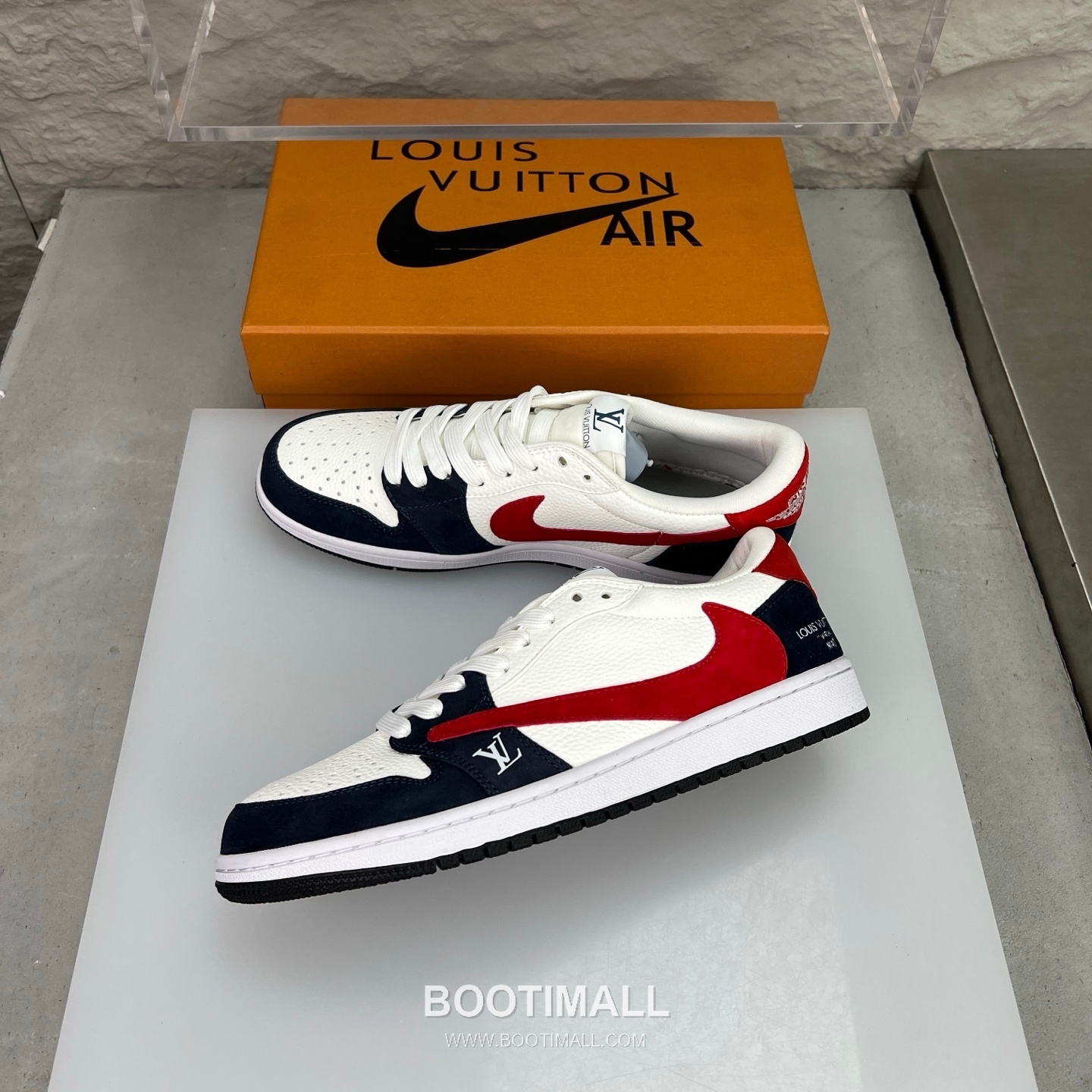 Nike SB Dunk Low x Louis Vuitton Sneakers 나이키 SB 덩크 로우 루이비통 스니커즈 4