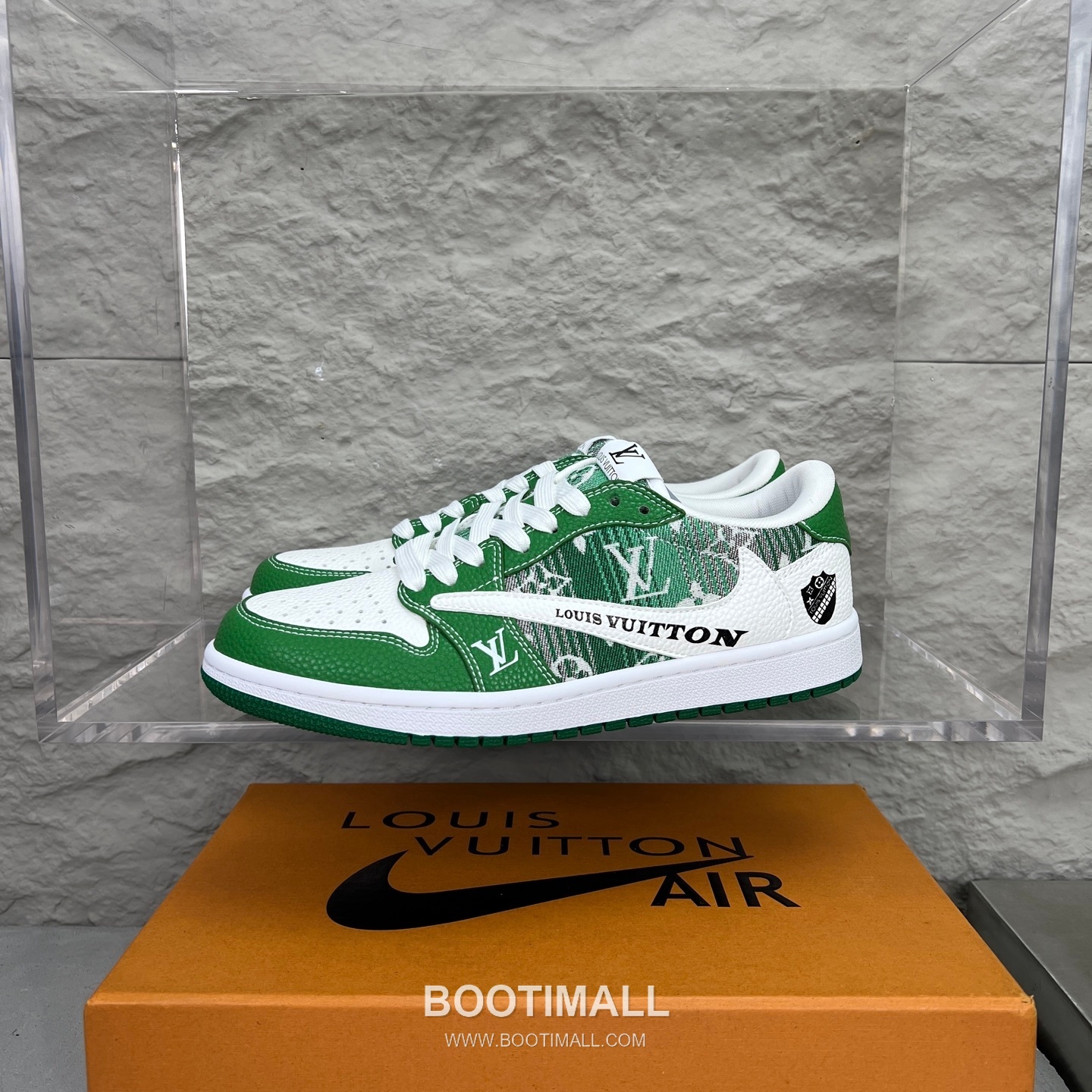 Nike SB Dunk Low x Louis Vuitton Sneakers 나이키 SB 덩크 로우 루이비통 스니커즈 1