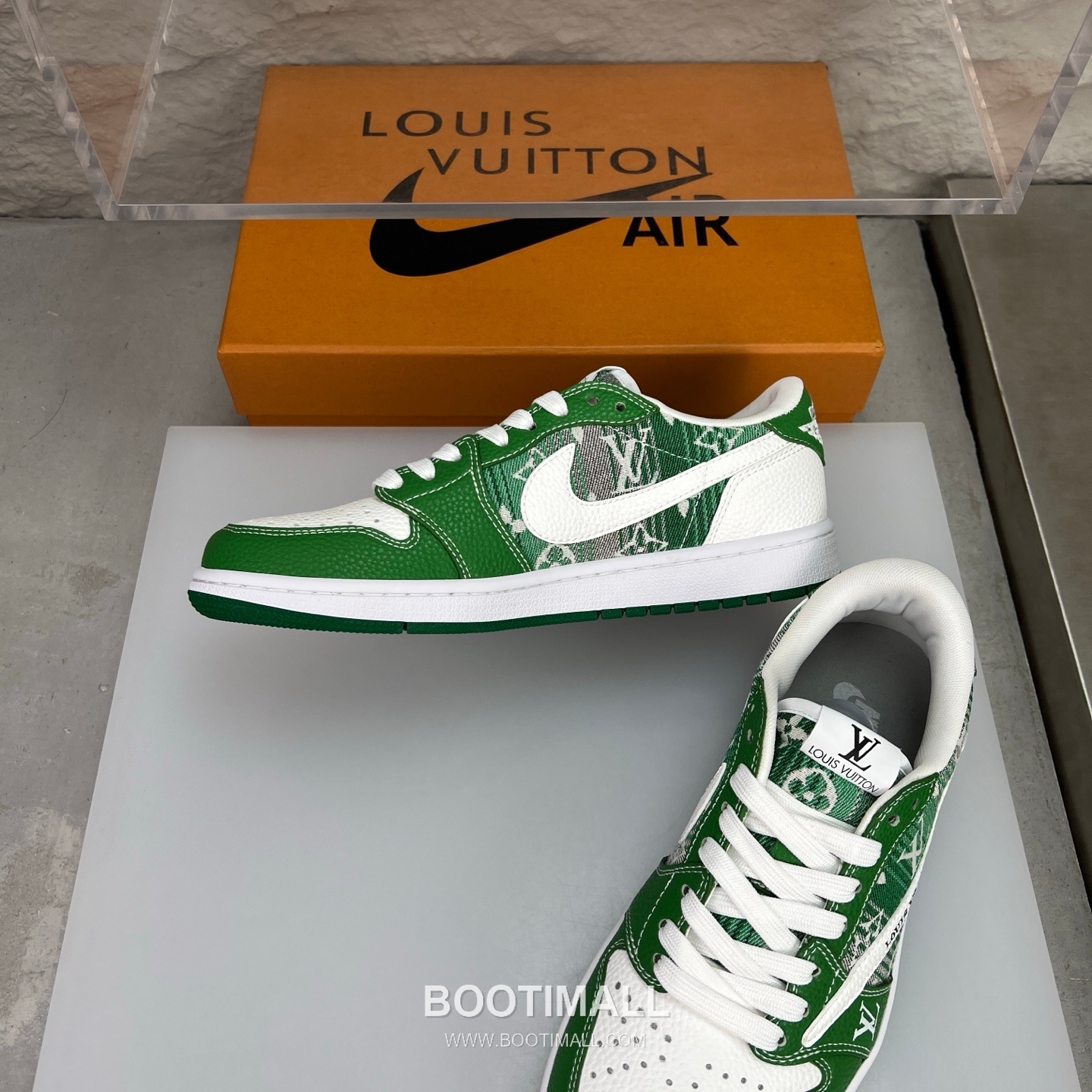 Nike SB Dunk Low x Louis Vuitton Sneakers 나이키 SB 덩크 로우 루이비통 스니커즈 5