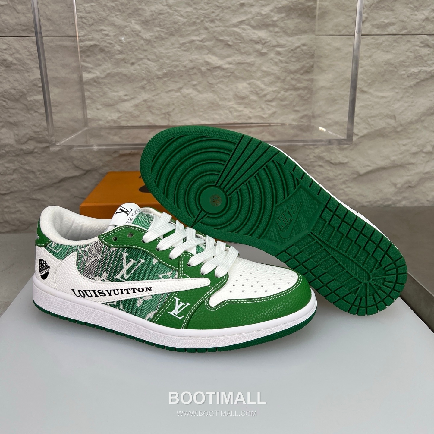 Nike SB Dunk Low x Louis Vuitton Sneakers 나이키 SB 덩크 로우 루이비통 스니커즈 9