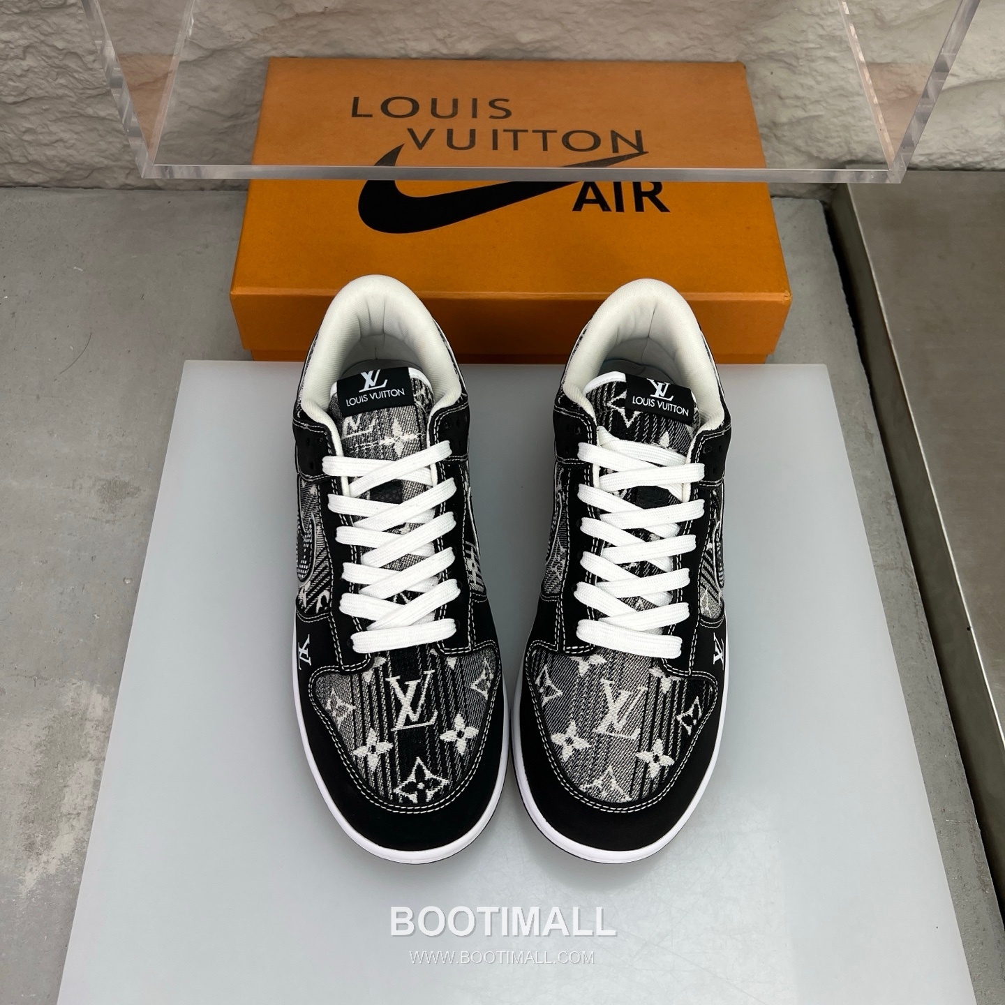 Nike SB Dunk Low x Louis Vuitton Sneakers 나이키 SB 덩크 로우 루이비통 스니커즈 3