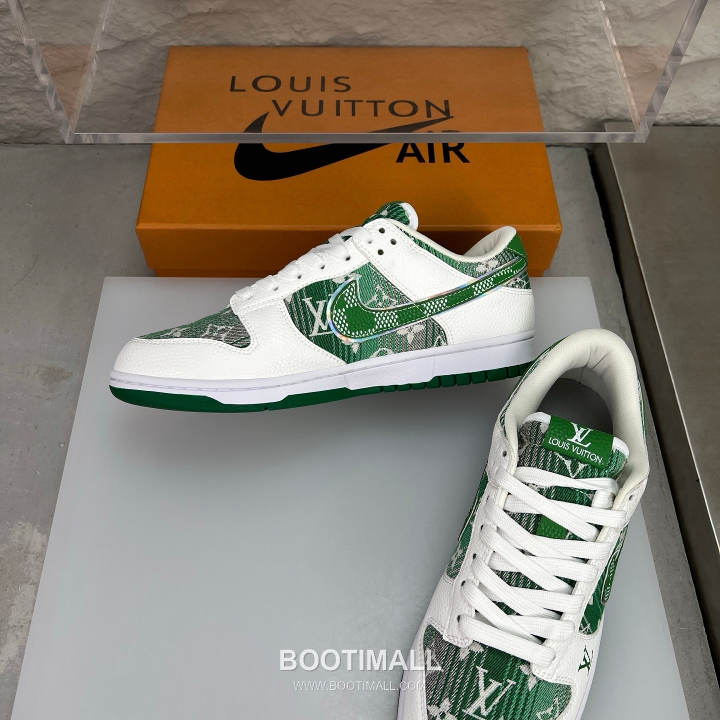 Nike SB Dunk Low x Louis Vuitton Sneakers 나이키 SB 덩크 로우 루이비통 스니커즈 5