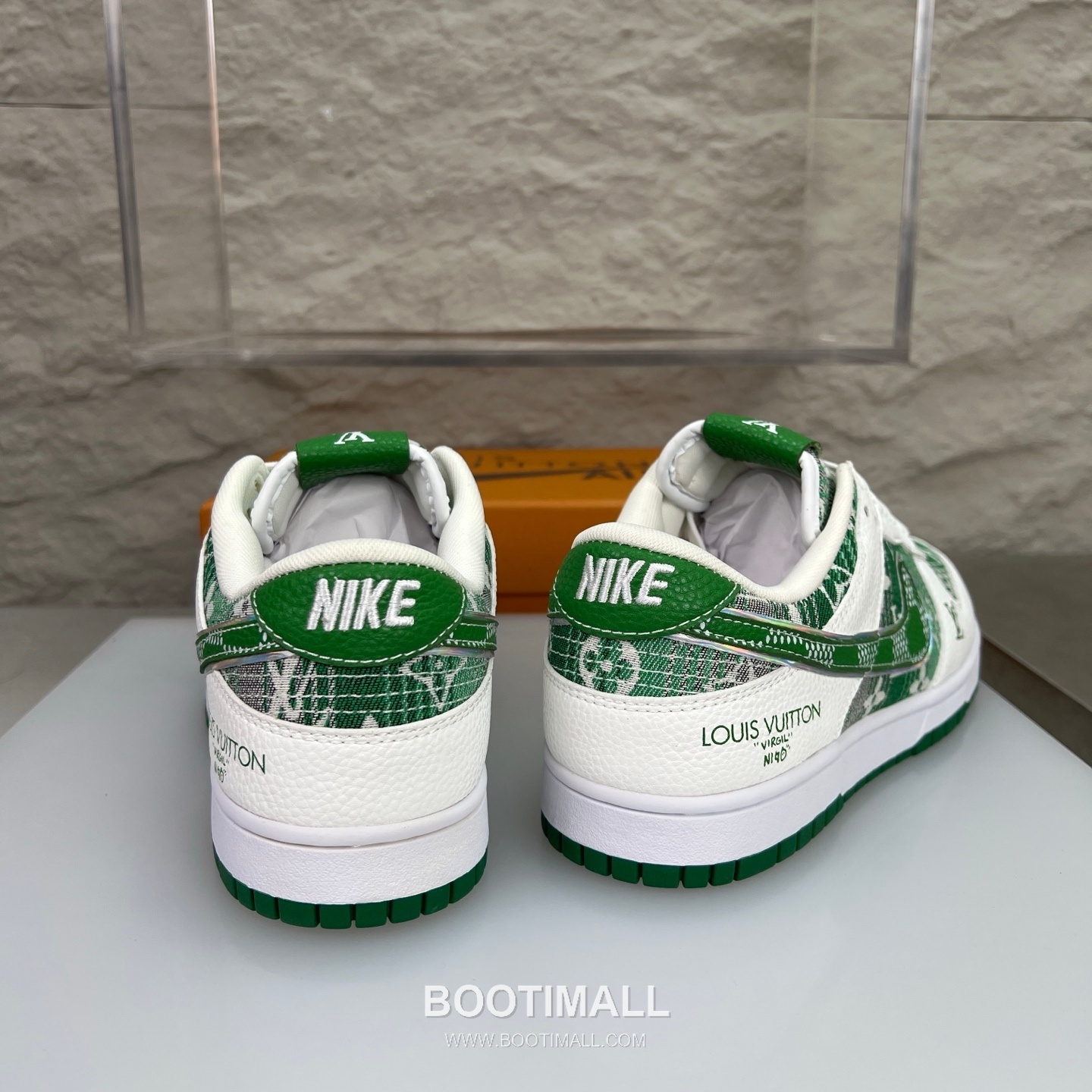 Nike SB Dunk Low x Louis Vuitton Sneakers 나이키 SB 덩크 로우 루이비통 스니커즈 8