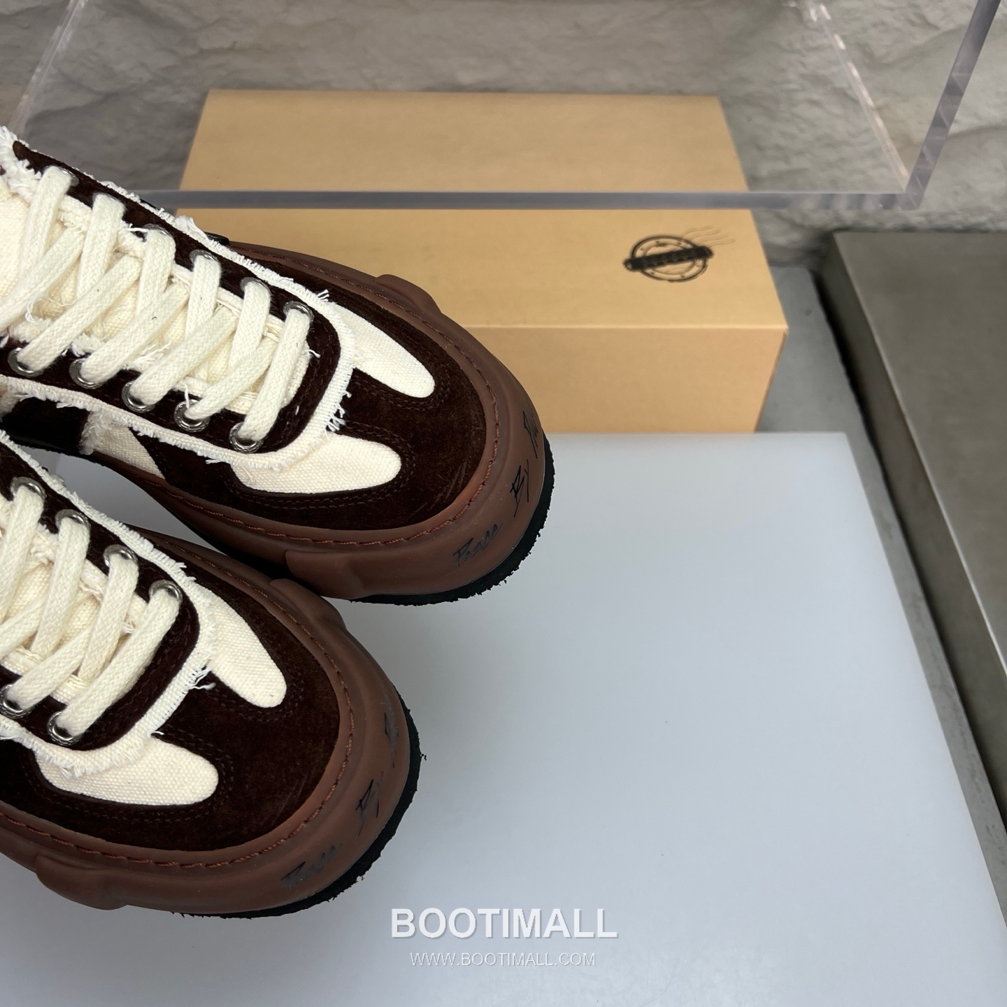 xVESSEL G.O.P Low Deconstructed Suede Sneakers 엑스베슬 G.O.P 로우 디컨스트럭티드 스웨이드 스니커즈 6