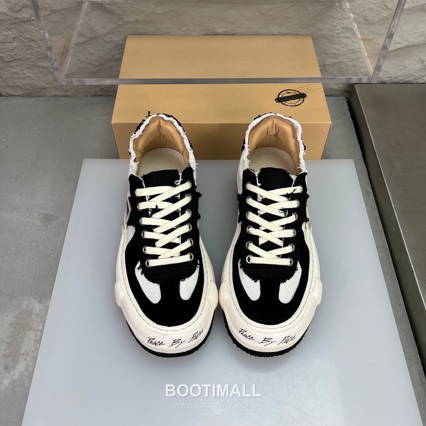 xVESSEL G.O.P Low Deconstructed Suede Sneakers 엑스베슬 G.O.P 로우 디컨스트럭티드 스웨이드 스니커즈 3