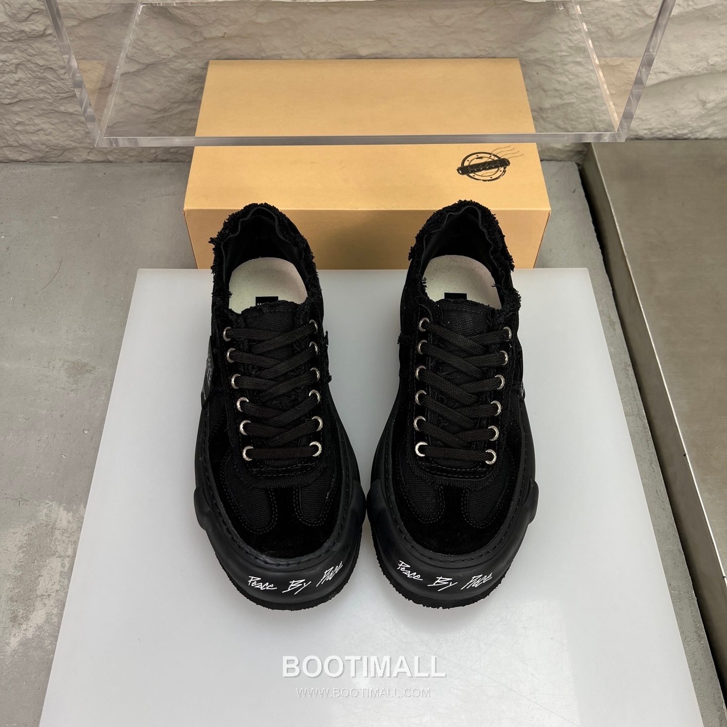 xVESSEL G.O.P Low Deconstructed Suede Sneakers 엑스베슬 G.O.P 로우 디컨스트럭티드 스웨이드 스니커즈 3