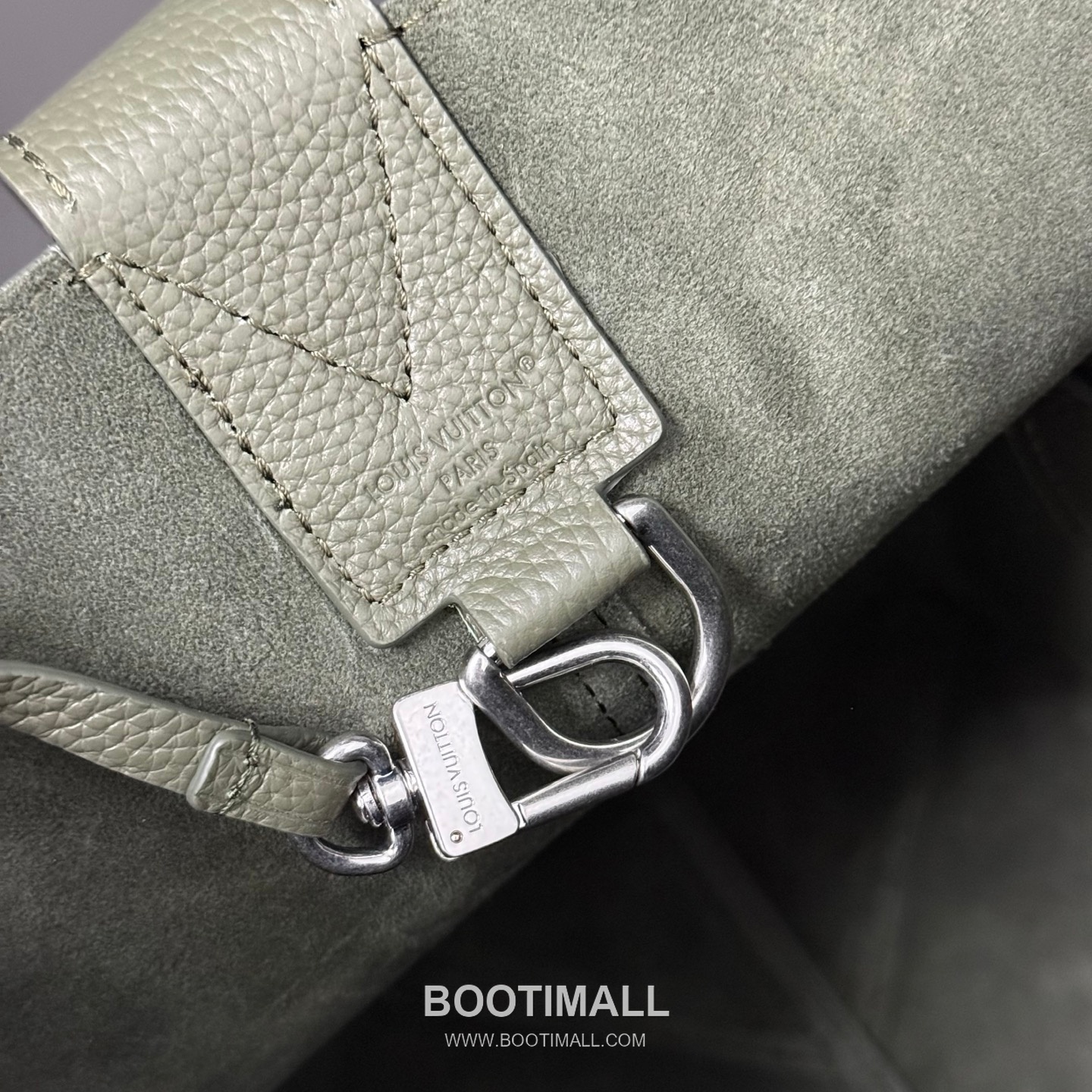 Louis Vuitton Verso Hobo Bag LV Touch Calfskin Leather 루이비통 베르소 호보 LV 터치 카프스킨 숄더백 33cm 10