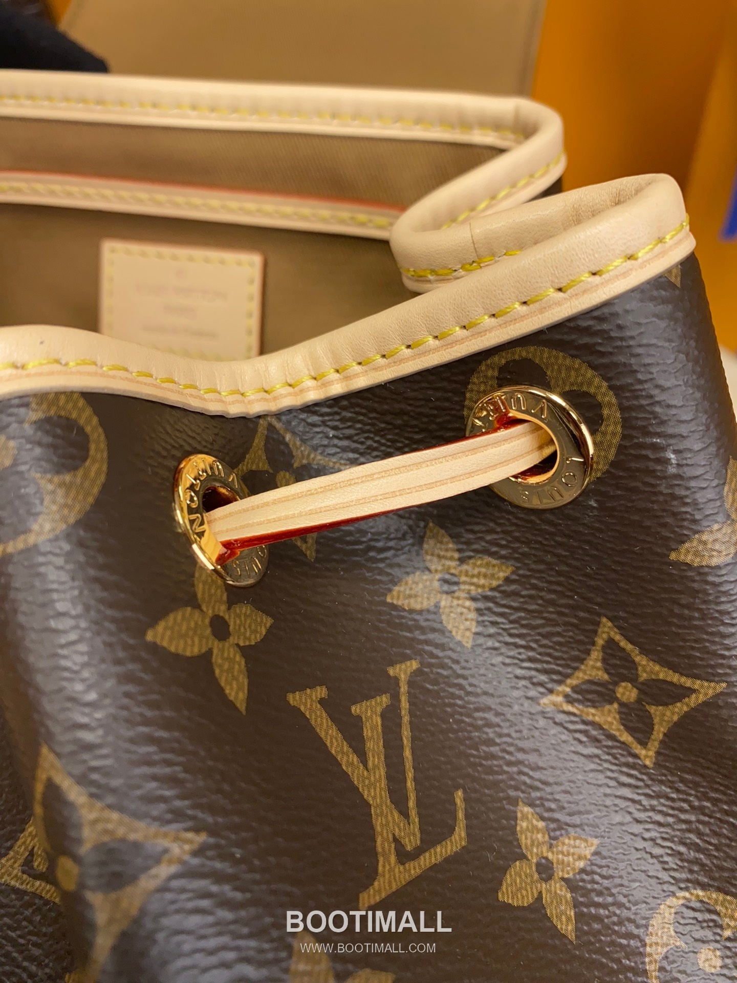 Louis Vuitton Montsouris Backpack Monogram Coated Canvas Leather Trim 루이비통 몽수리 모노그램 코팅 캔버스 백팩 28cm 14