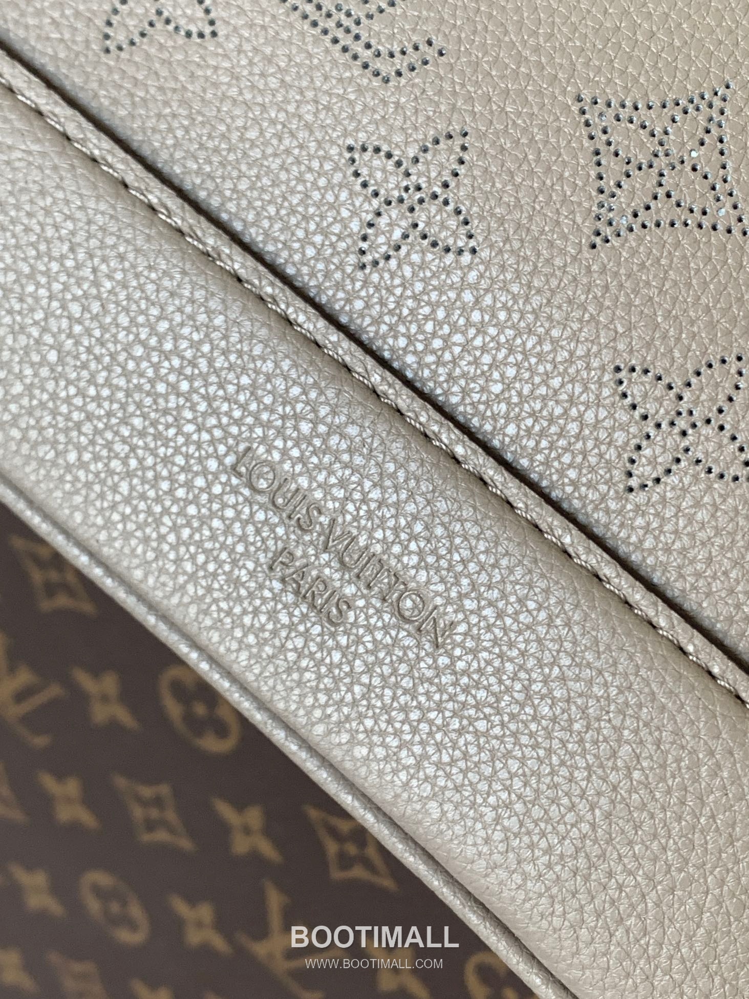 Louis Vuitton Flore Perforated Monogram Calfskin Shoulder Bag 루이비통 플로르 퍼포레이티드 모노그램 카프스킨 숄더백 28cm 6