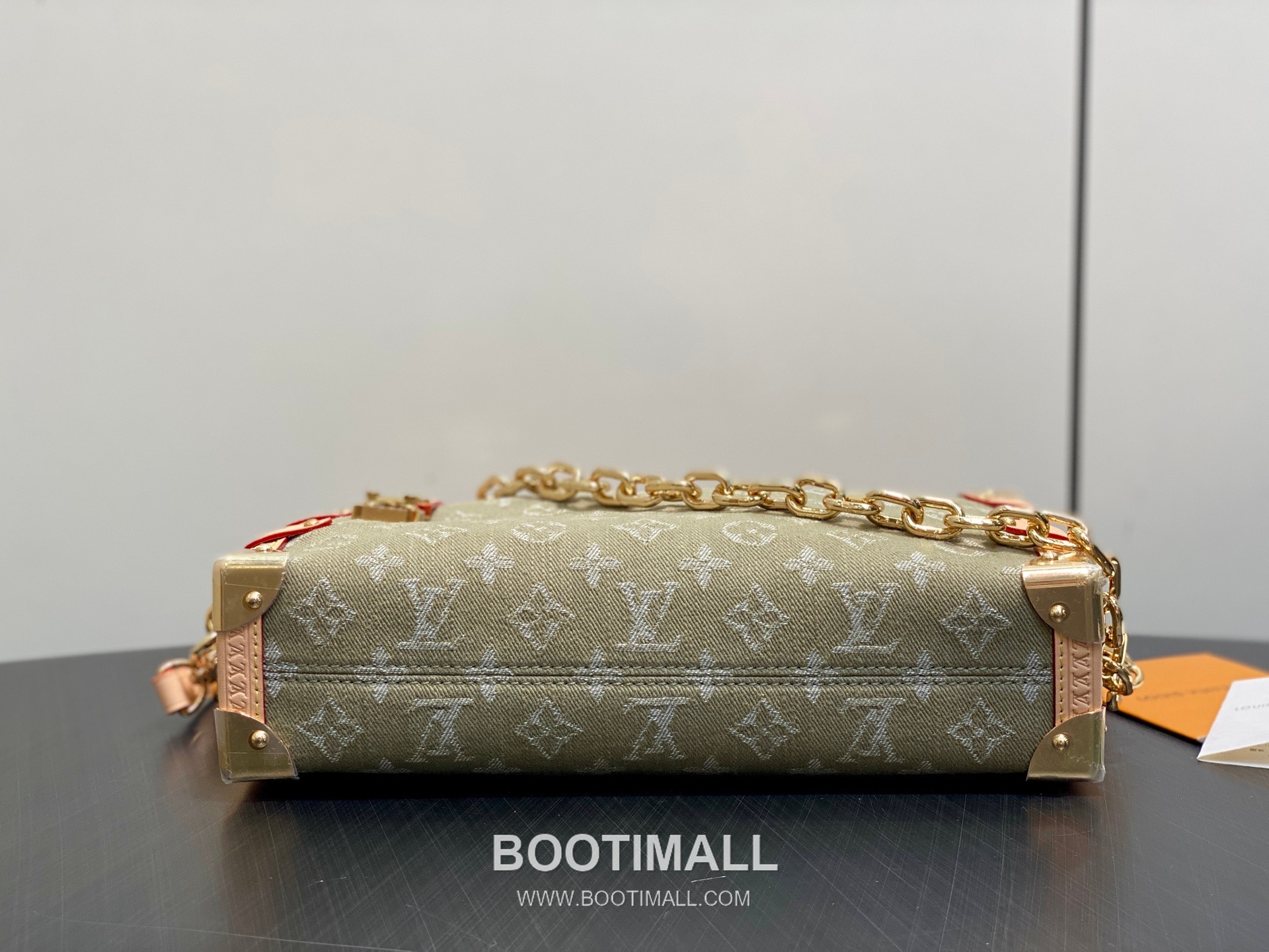 Louis Vuitton Trunk East West Side Trunk Monogram Eclipse Canvas Bag 루이비통 트렁크 이스트 웨스트 모노그램 이클립스 숄더백 28cm 6
