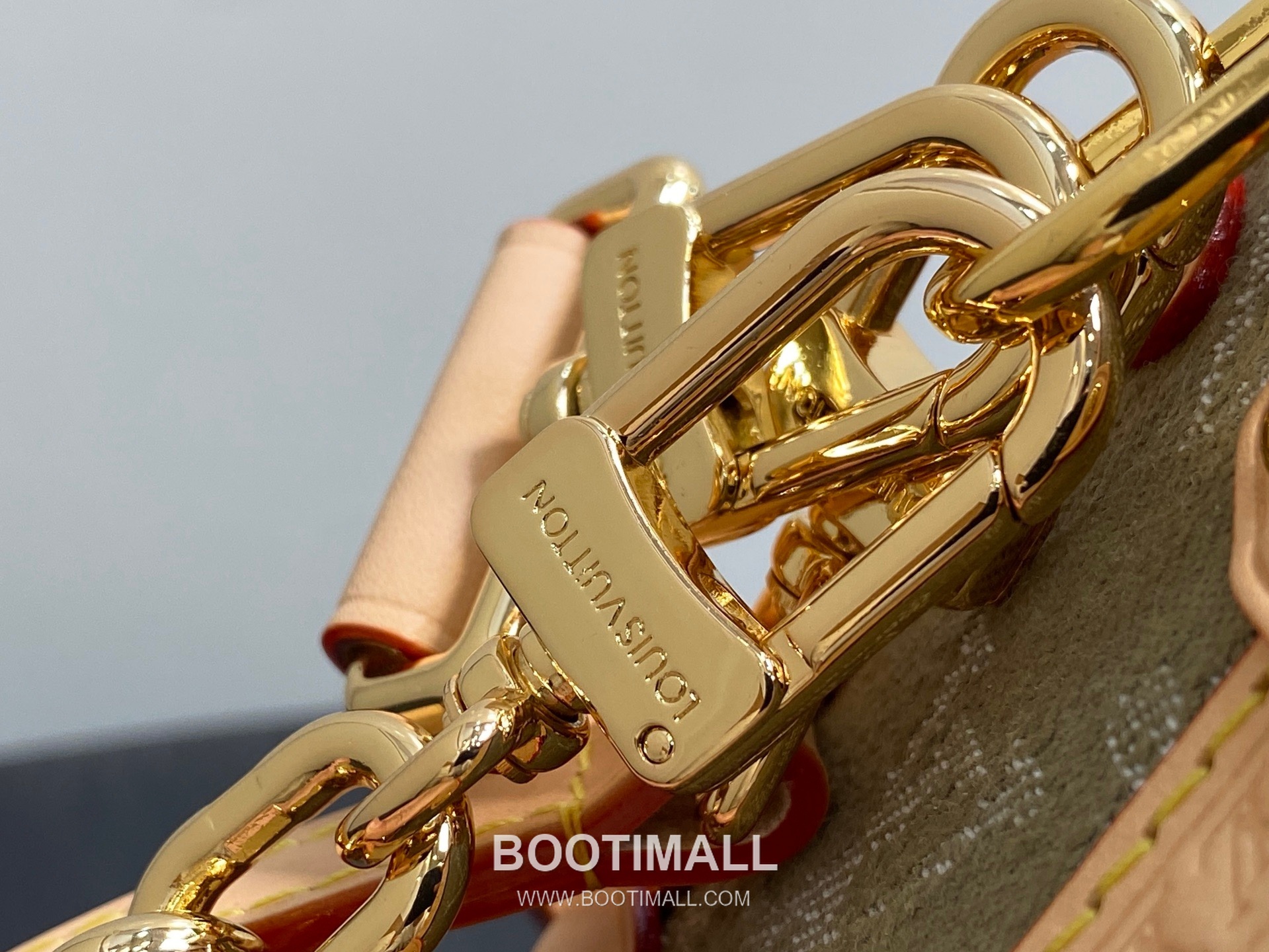 Louis Vuitton Trunk East West Side Trunk Monogram Eclipse Canvas Bag 루이비통 트렁크 이스트 웨스트 모노그램 이클립스 숄더백 28cm 9