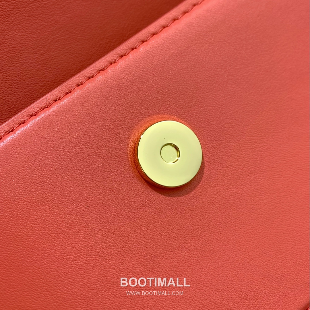 Louis Vuitton Wallet On Chain Bloom Calfskin Leather Bag 루이비통 월렛 온 체인 M14548 블룸 카프스킨 크로스백 20cm 10