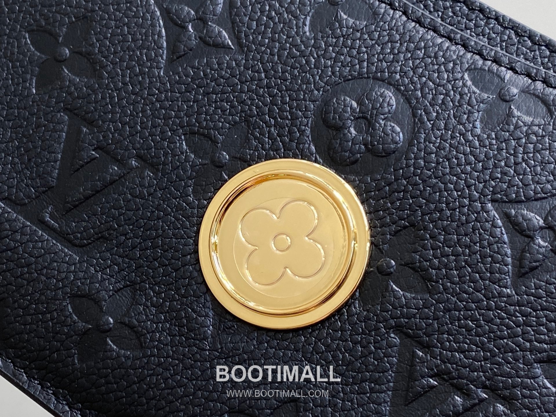 Louis Vuitton Portefeuille Chaîne Rosy Monogram Empreinte Leather Bag 루이비통 포르트푀유 M13569 체인 로지 모노그램 앙프렝뜨 체인백 19.5cm 11