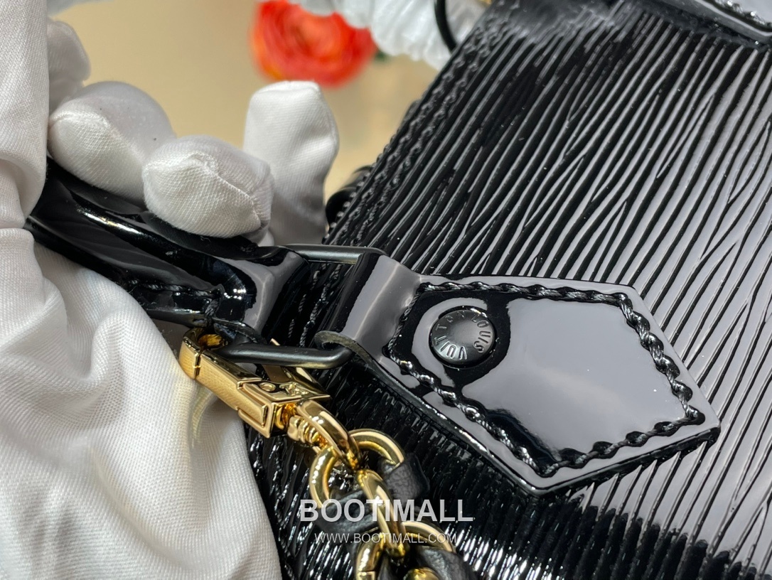 Louis Vuitton Alma Mini LV&I Epi Leather Top Handle Bag 루이비통 알마 미니 K00015 LV&I 에피 레더 탑핸들백 18cm 7