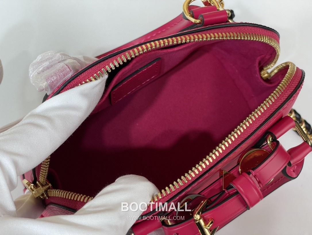 Louis Vuitton Alma Mini LV&I Epi Leather Top Handle Bag 루이비통 알마 미니 K00015 LV&I 에피 레더 탑핸들백 18cm 11