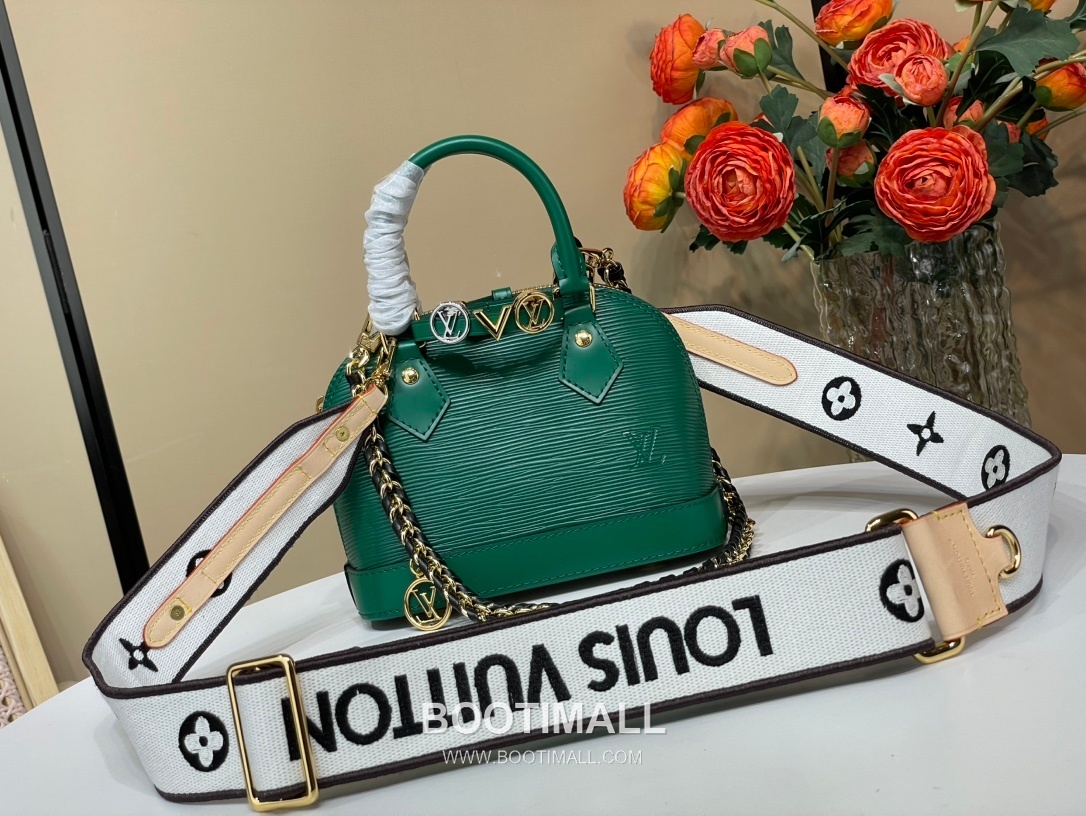 Louis Vuitton Alma Mini LV&I Epi Leather Top Handle Bag 루이비통 알마 미니 K00015 LV&I 에피 레더 탑핸들백 18cm 1