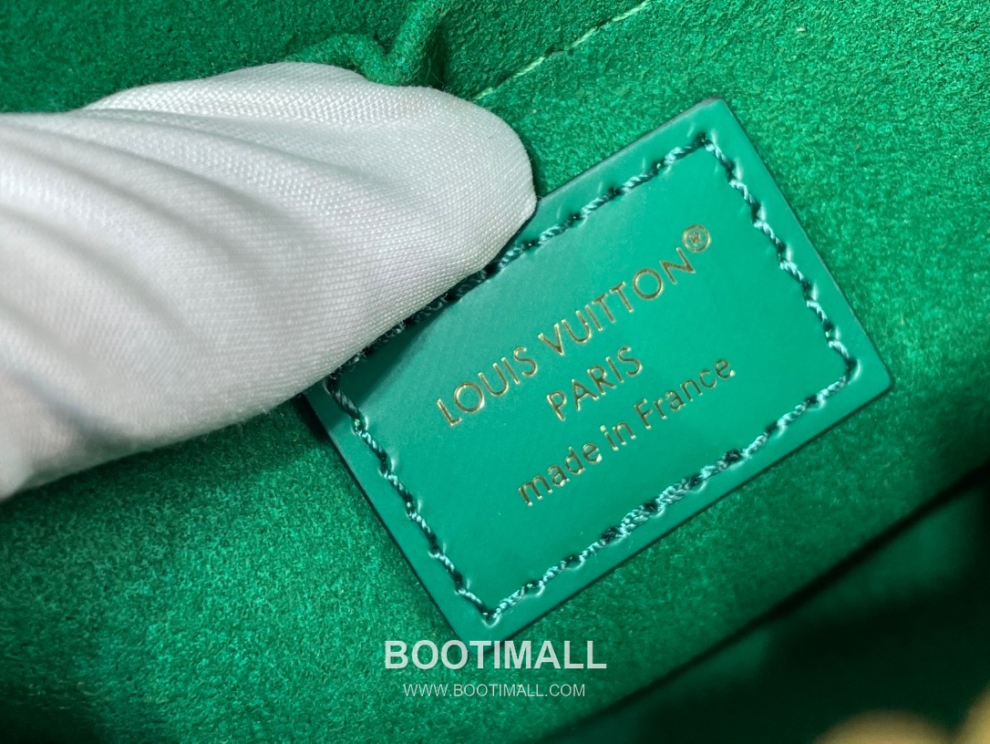 Louis Vuitton Alma Mini LV&I Epi Leather Top Handle Bag 루이비통 알마 미니 K00015 LV&I 에피 레더 탑핸들백 18cm 10