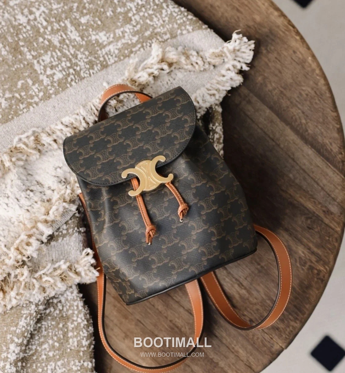 Celine Bonnie Triomphe Flap 118702 Italian Cowhide Backpack 셀린느 보니 트리옹프 플랩 118702 이탈리아 소가죽 백팩 25cm 5