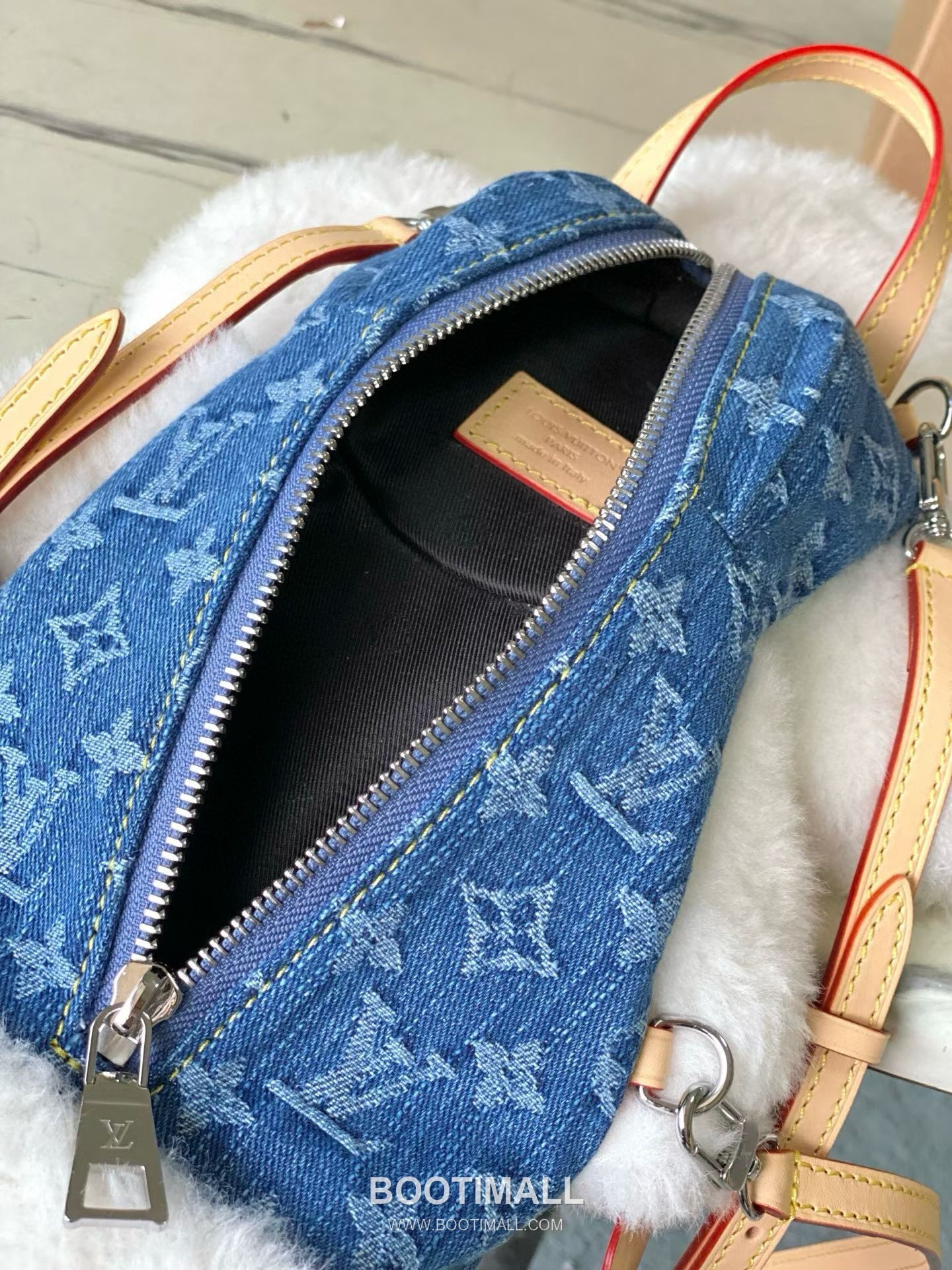 Louis Vuitton Vivienne Backpack Washed Jeans Denim Wool Bag M26786 루이비통 비비엔느 워시드 진 데님 울 백팩 13cm 9