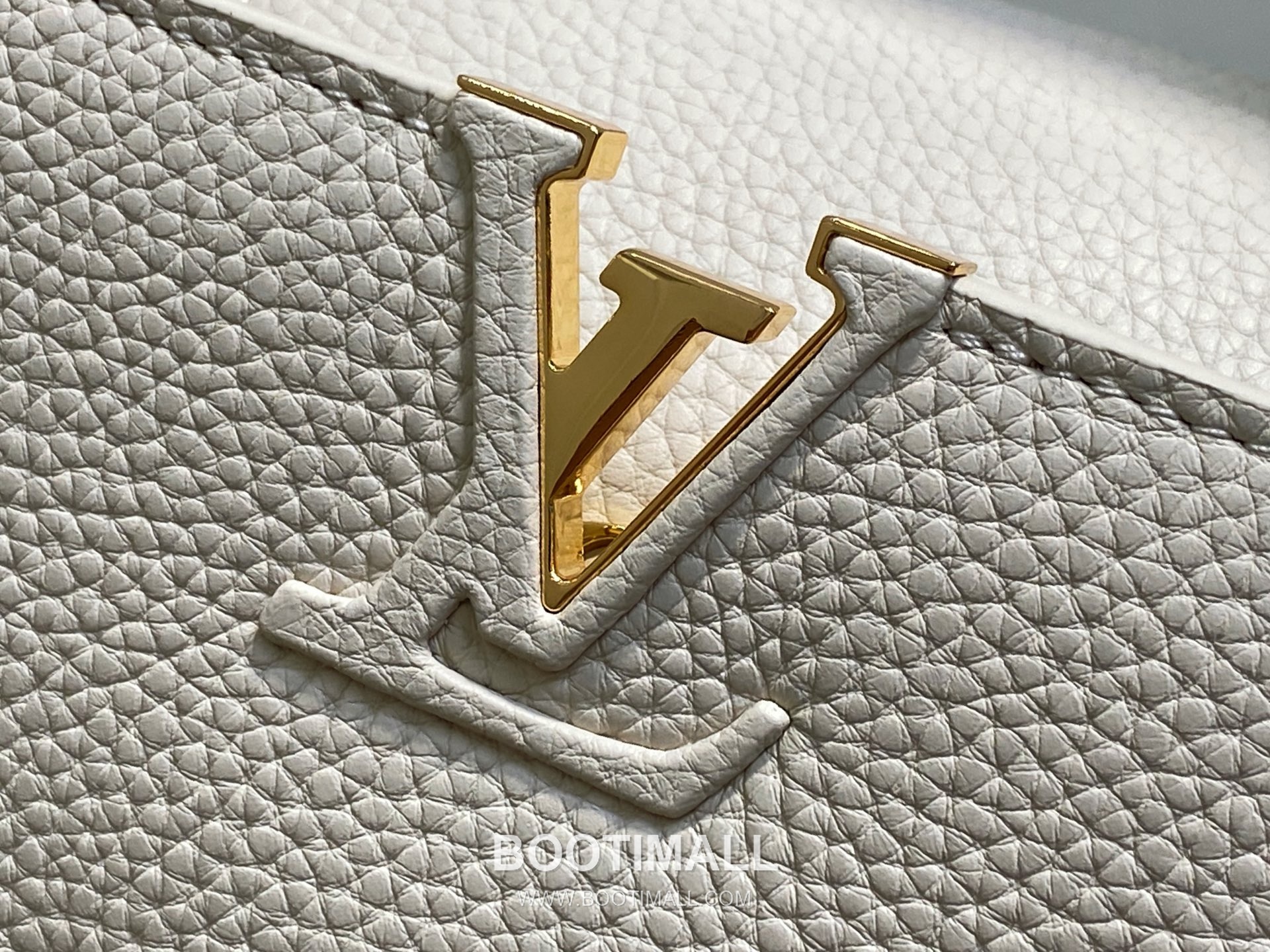 Louis Vuitton Capucines BB Taurillon Leather Top Handle Bag M24545 루이비통 카퓌신 BB 토리용 레더 탑핸들백 27cm 5
