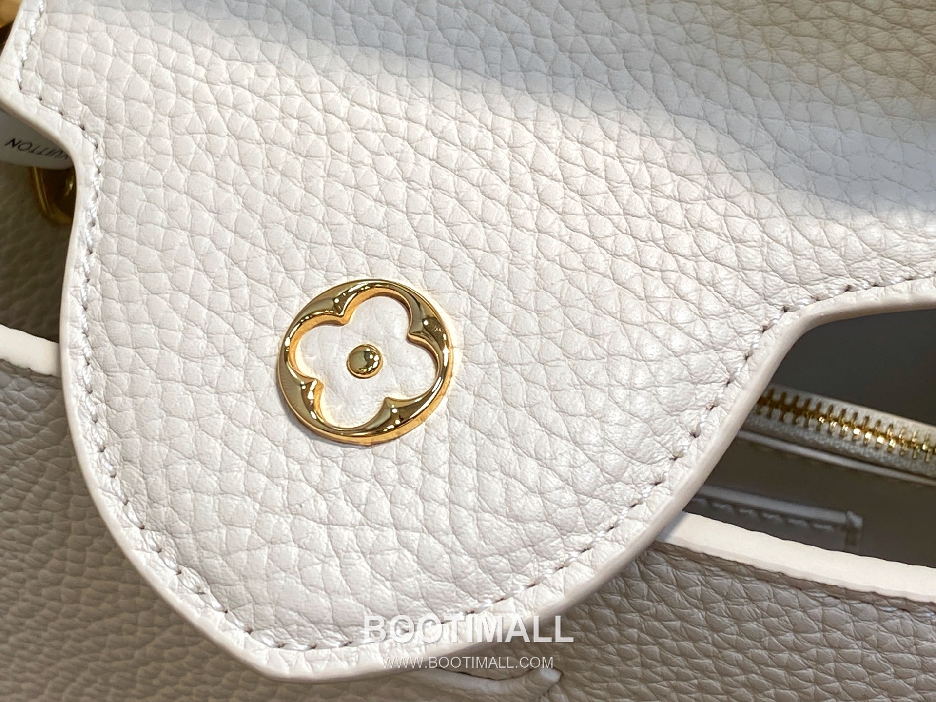 Louis Vuitton Capucines BB Taurillon Leather Top Handle Bag M24545 루이비통 카퓌신 BB 토리용 레더 탑핸들백 27cm 6