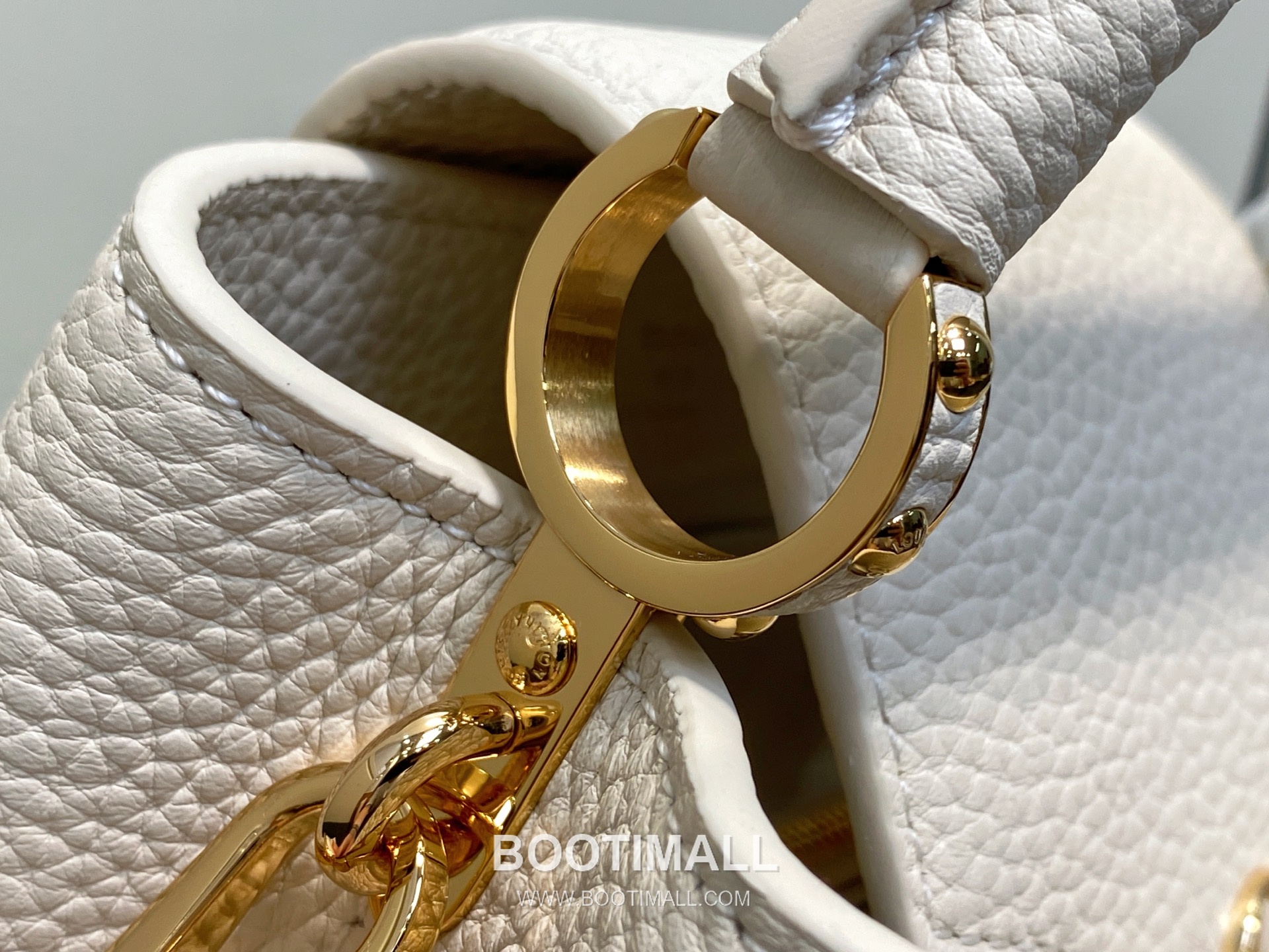 Louis Vuitton Capucines Mini Taurillon Leather Top Handle Bag M24545 루이비통 카퓌신 미니 토리용 레더 탑핸들백 21cm 7